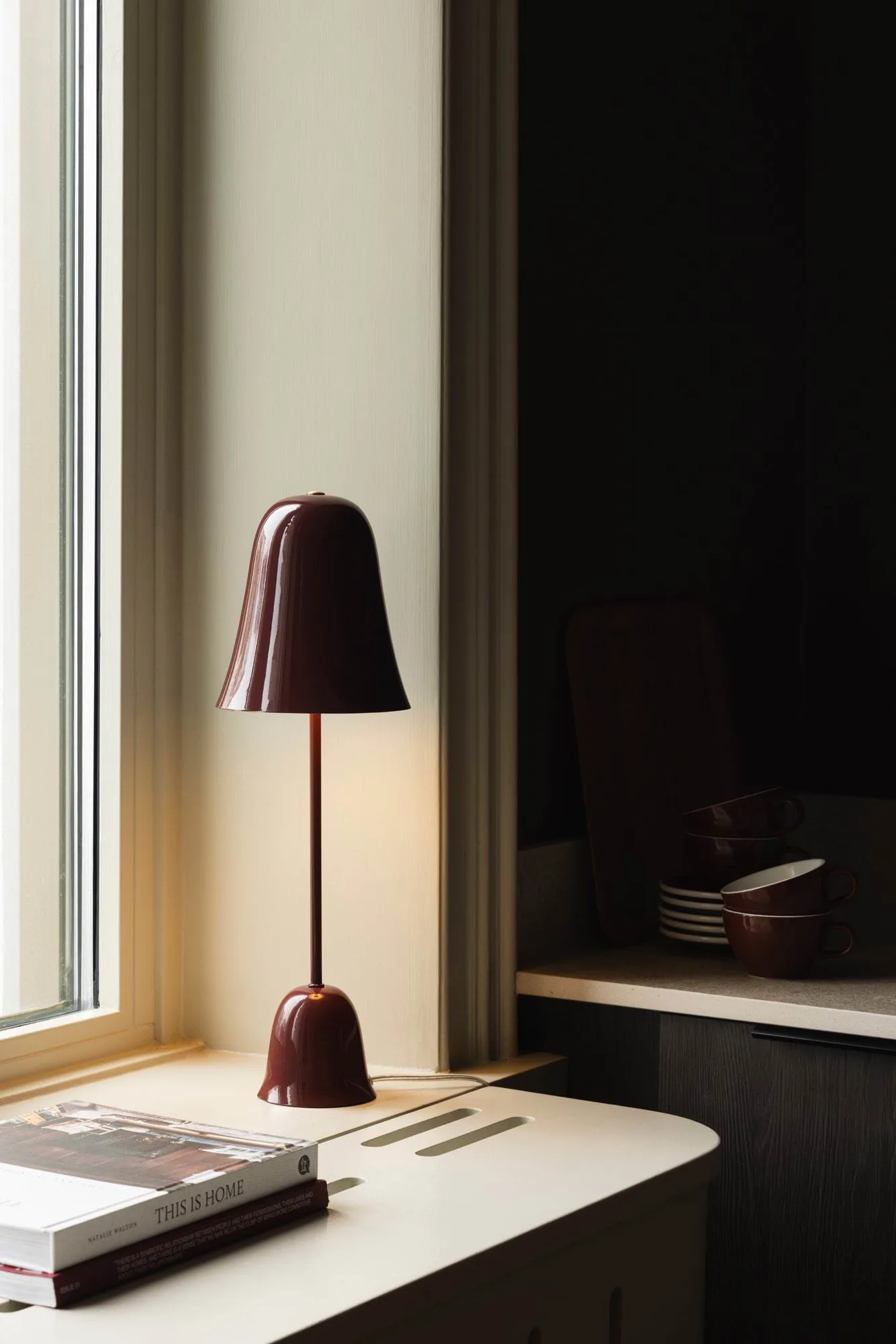 Blåklockan lampada da tavolo, Winröd (rosso), Ø16xH50 cm Globen Lighting