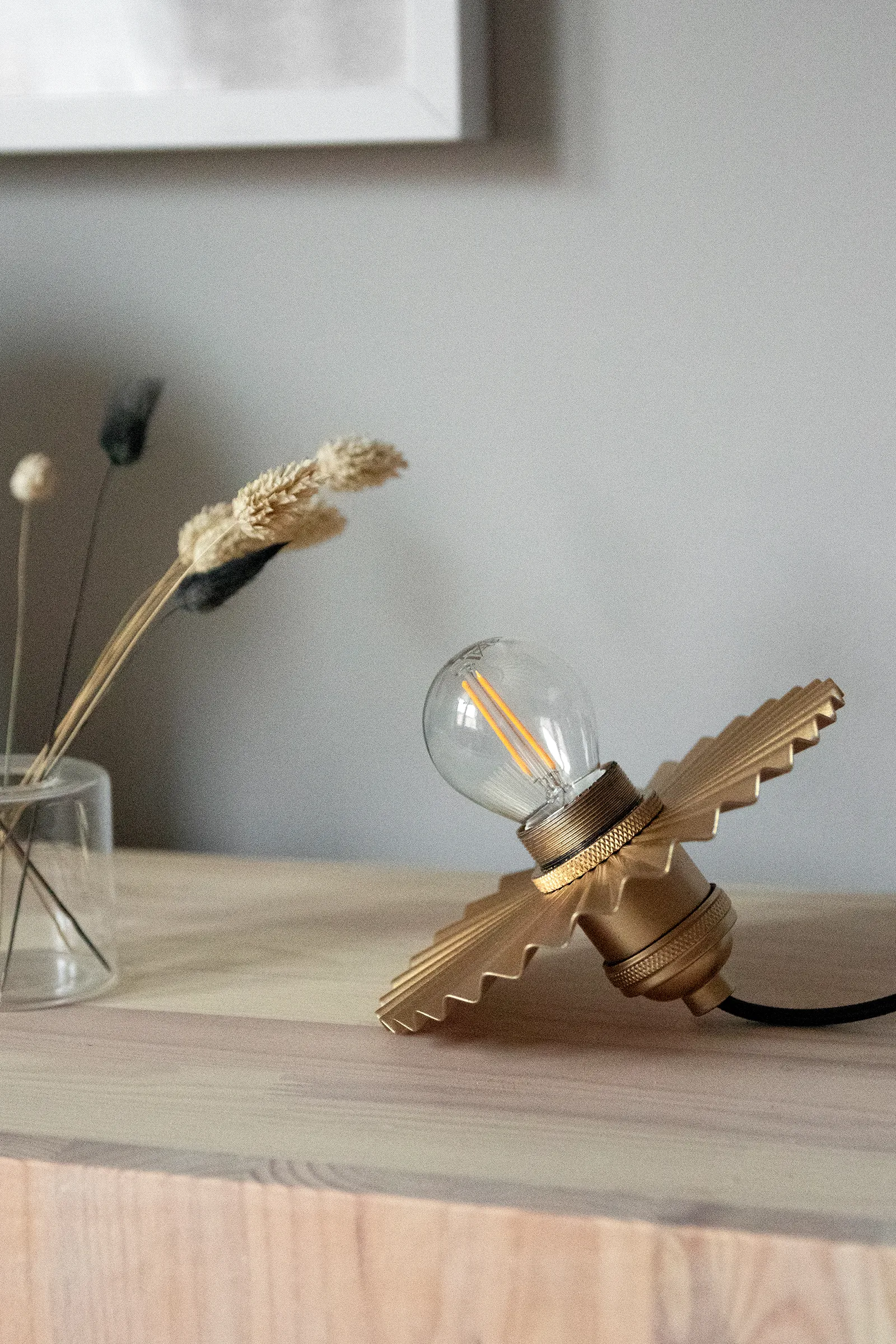 Lampada a sospensione Omega Ø 15 cm, Oro Globen Lighting