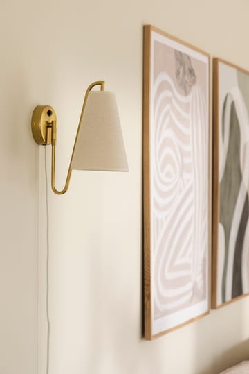 Lampada da parete Lou - Bouclé bianco-ottone spazzolato - Globen Lighting