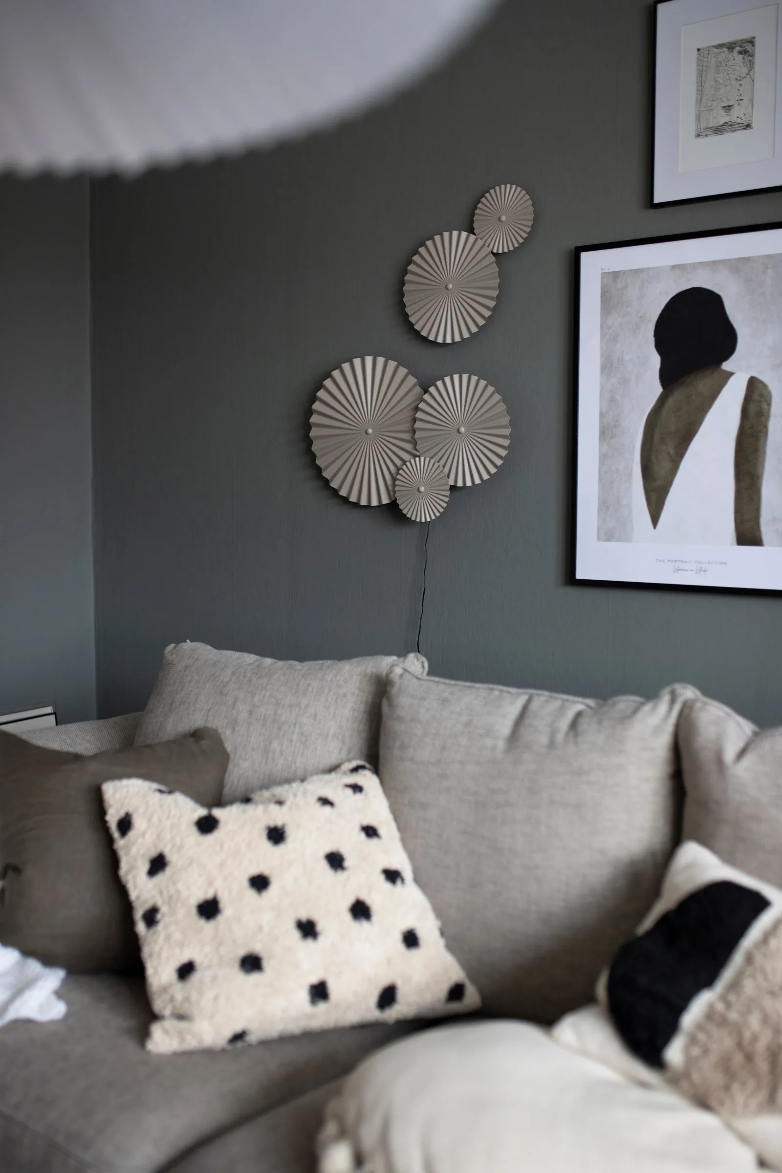 Lampada da parete Omega, Mud Globen Lighting