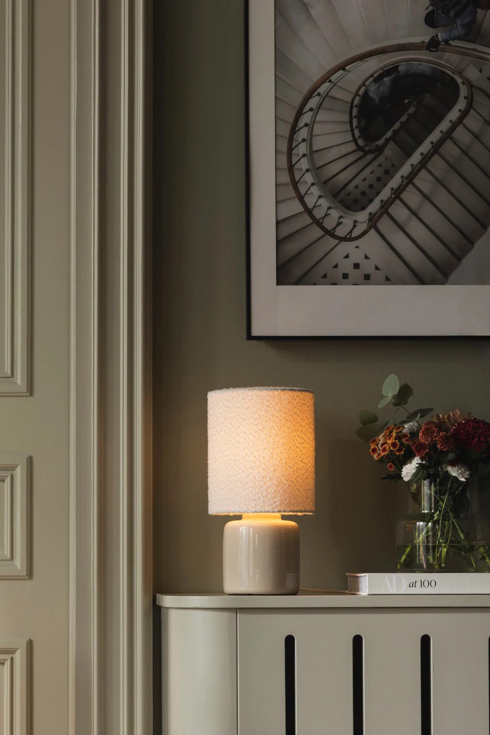 Lampada da tavolo Florian, Bouclé bianco/beige, Ø20x39 cm Globen Lighting