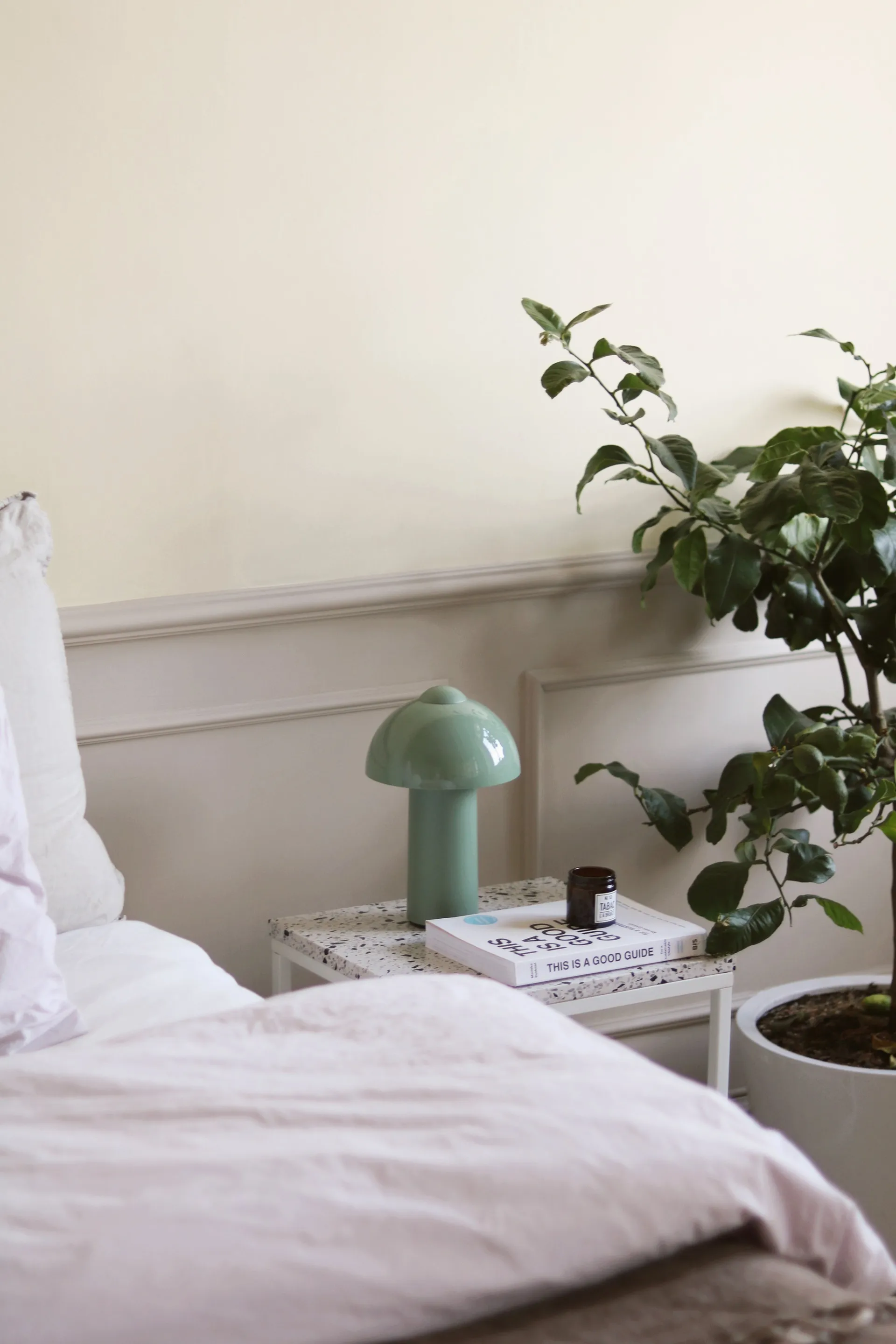 Lampada da tavolo portatile Buddy, Verde Globen Lighting