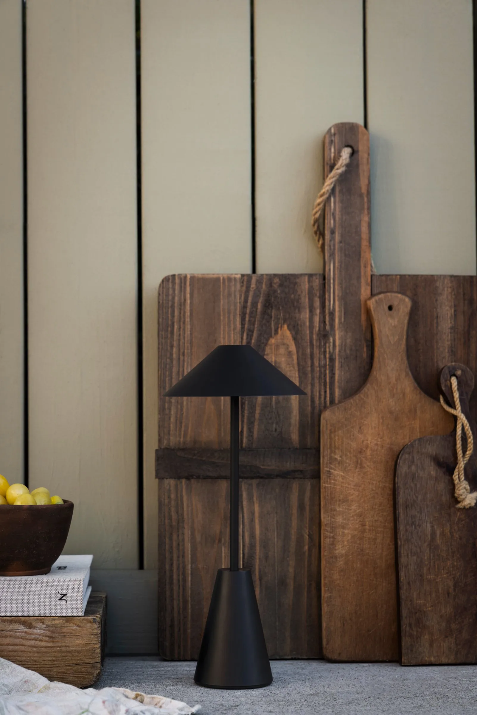 Lampada da tavolo portatile Cannes 32, Nero Globen Lighting