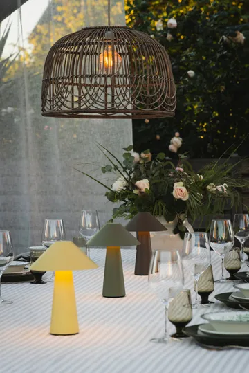 Lampada da tavolo portatile Cannes - Giallo avena - Globen Lighting