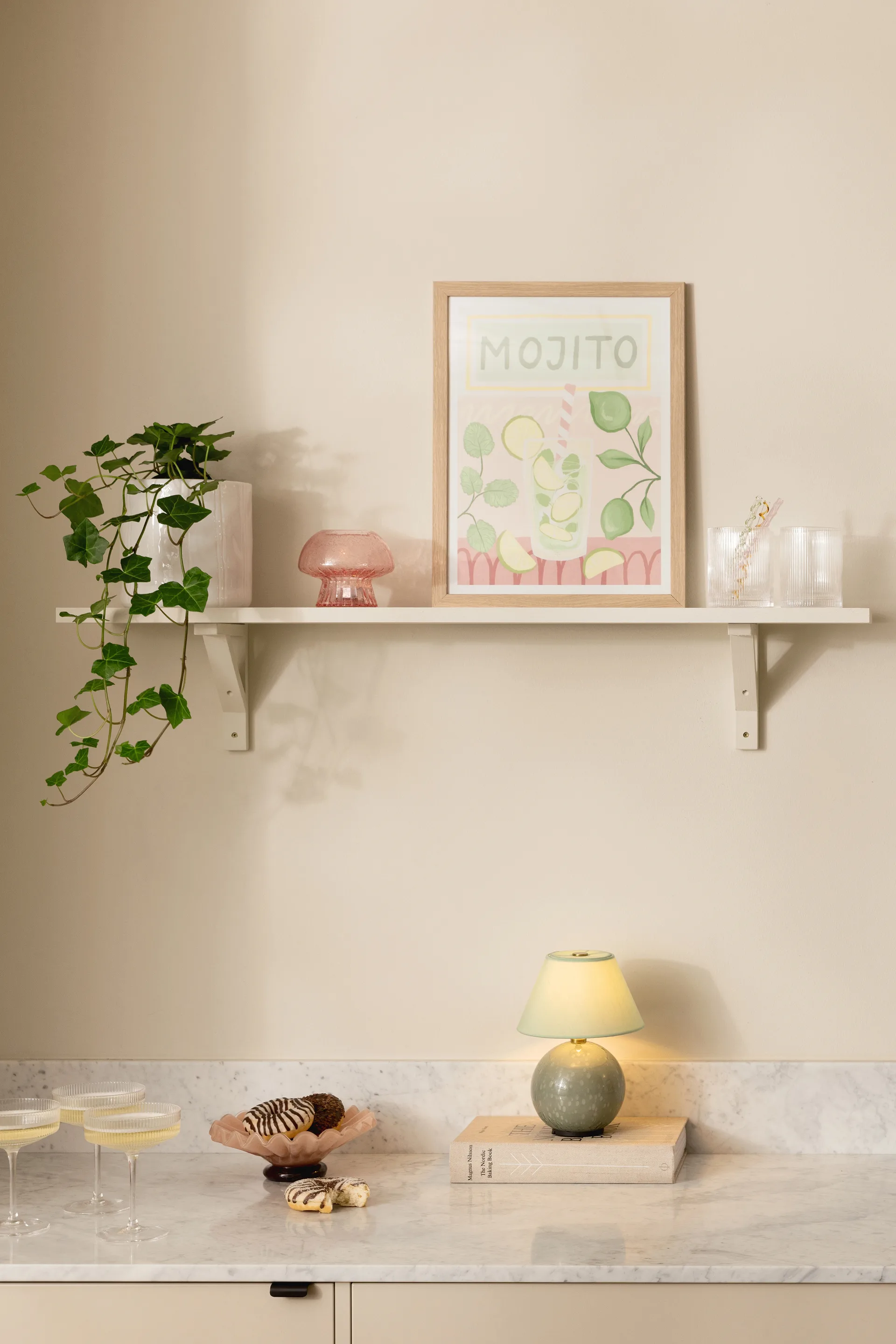 Lampada da tavolo portatile Iris 16, Verde Globen Lighting