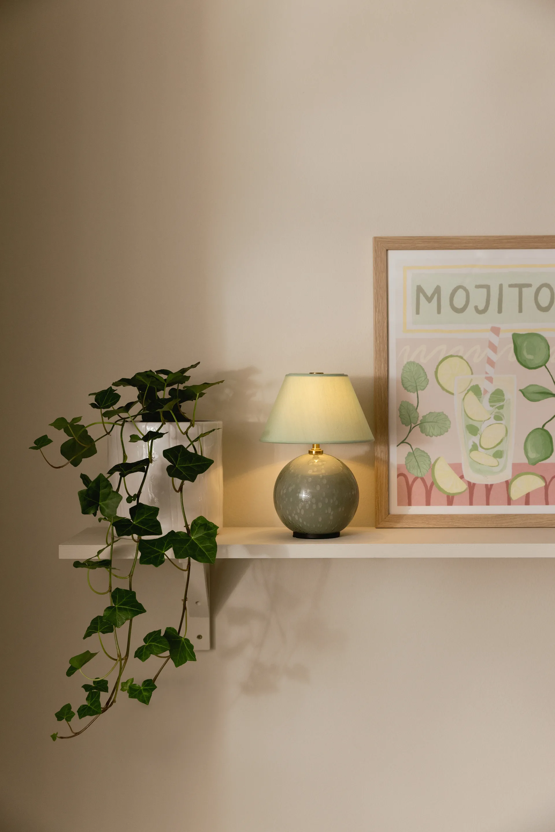 Lampada da tavolo portatile Iris 16, Verde Globen Lighting