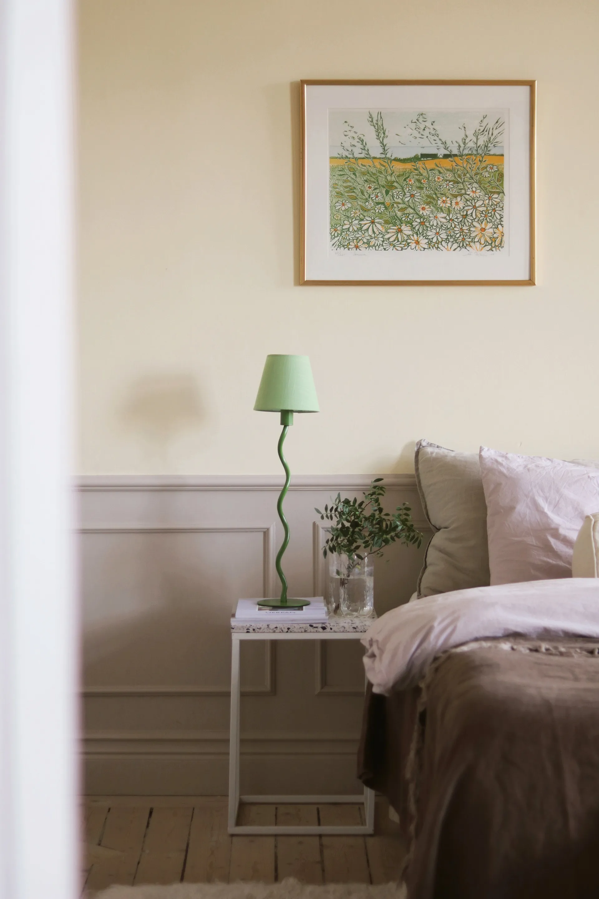 Piedistallo per lampada da tavolo Twist 50, Verde Globen Lighting