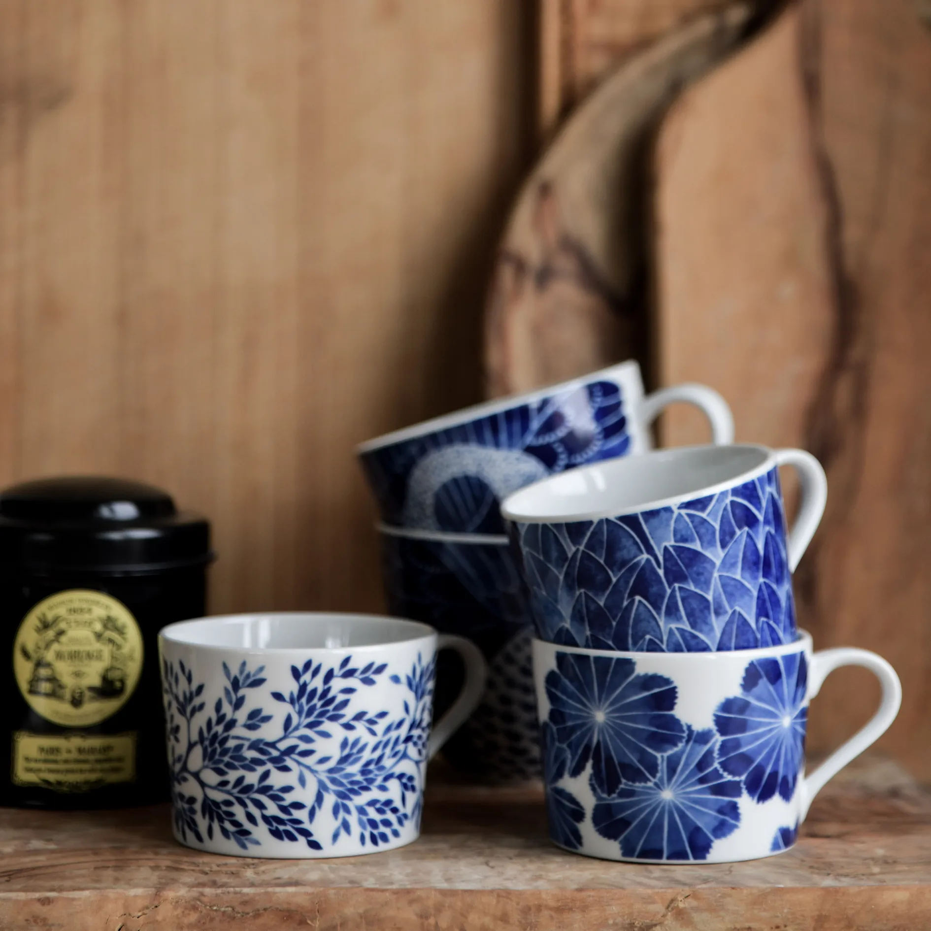 Tazza con manico Botanica, Alchemilla Götefors Porslin