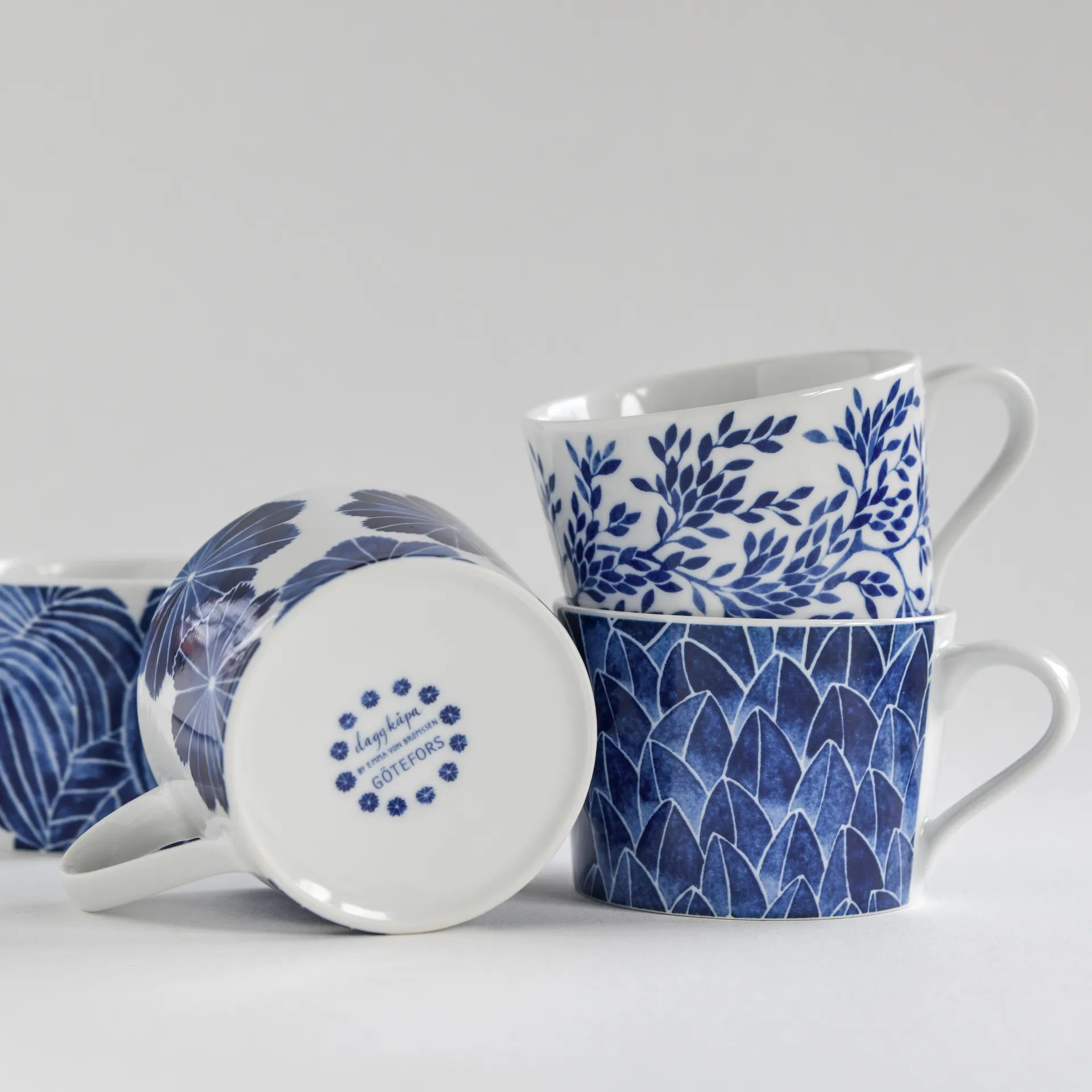 Tazza con manico Botanica, Alchemilla Götefors Porslin