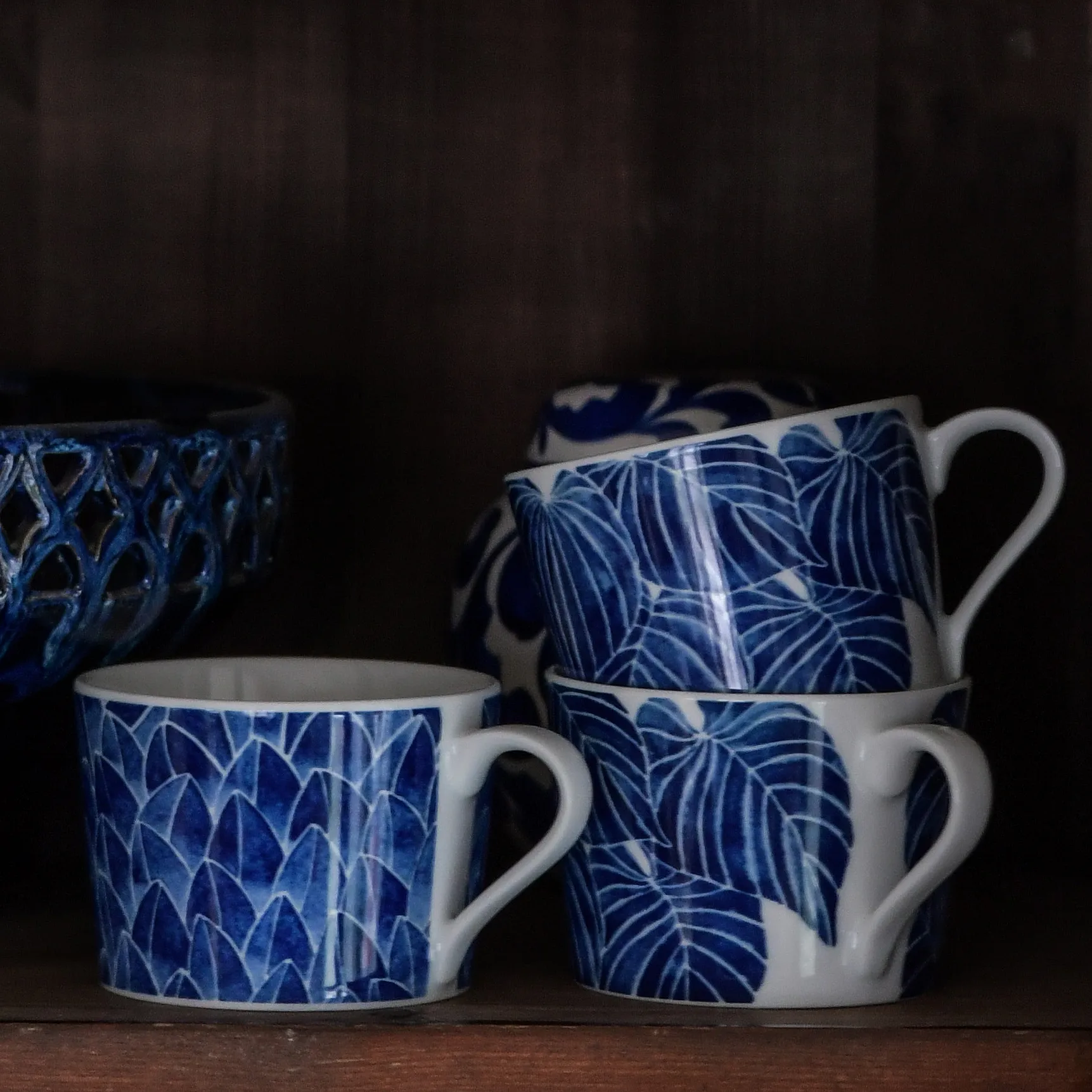 Tazza con manico Botanica, Funkia Götefors Porslin