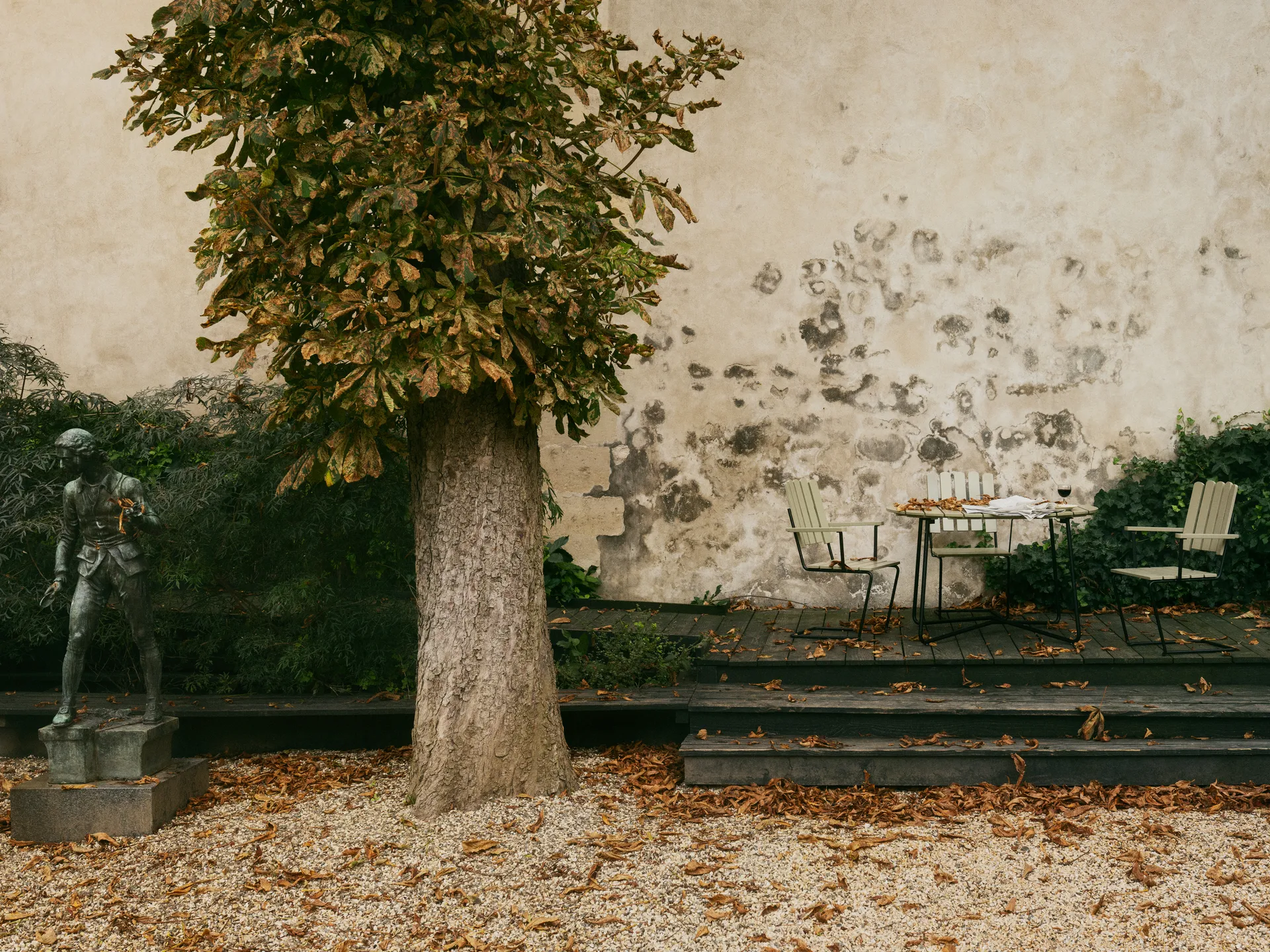 A2 poltrona, Verde chiaro rovere-nero Grythyttan Stålmöbler