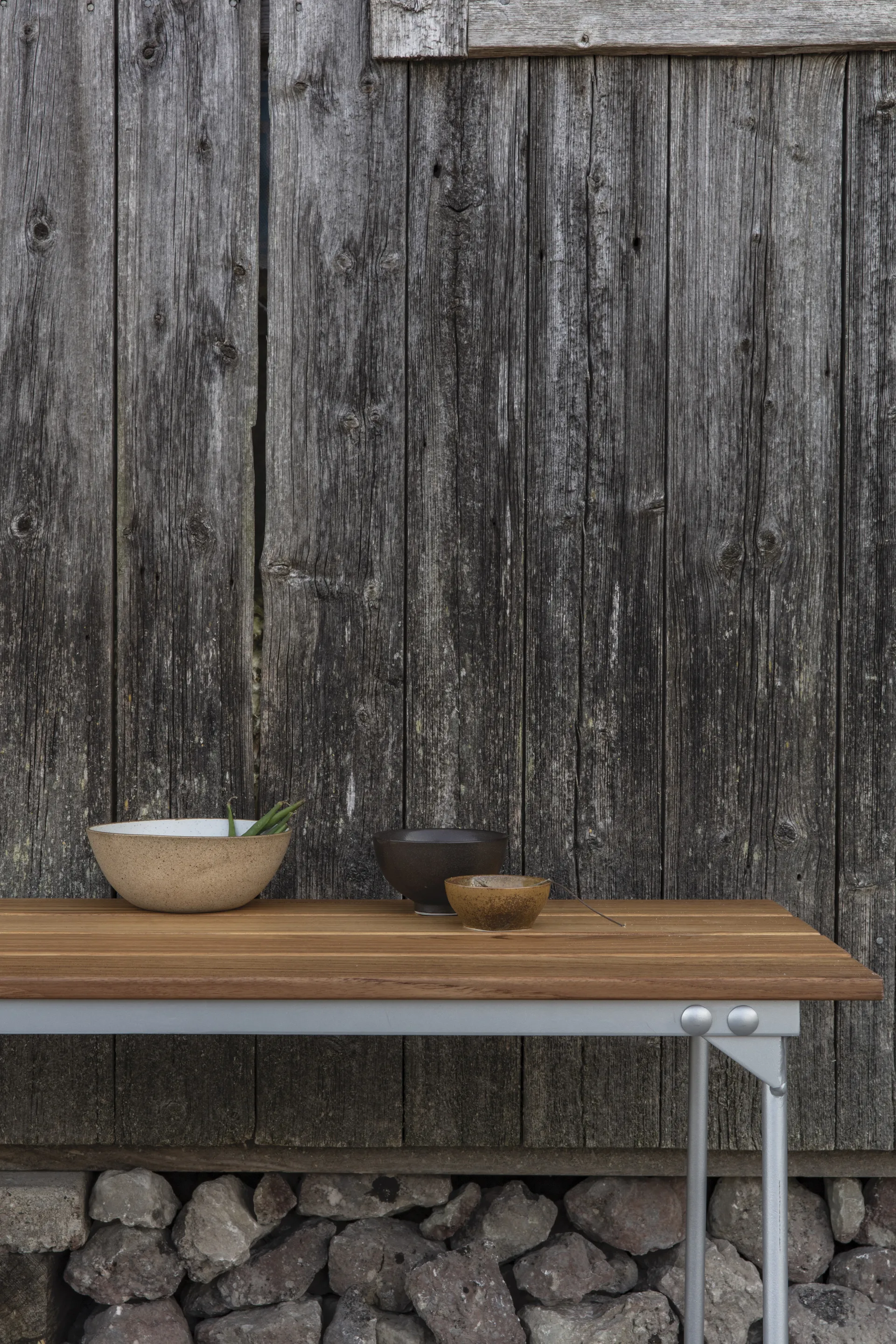 Bänk 9 panchina, Teak-170 cm-zincato a caldo Grythyttan Stålmöbler