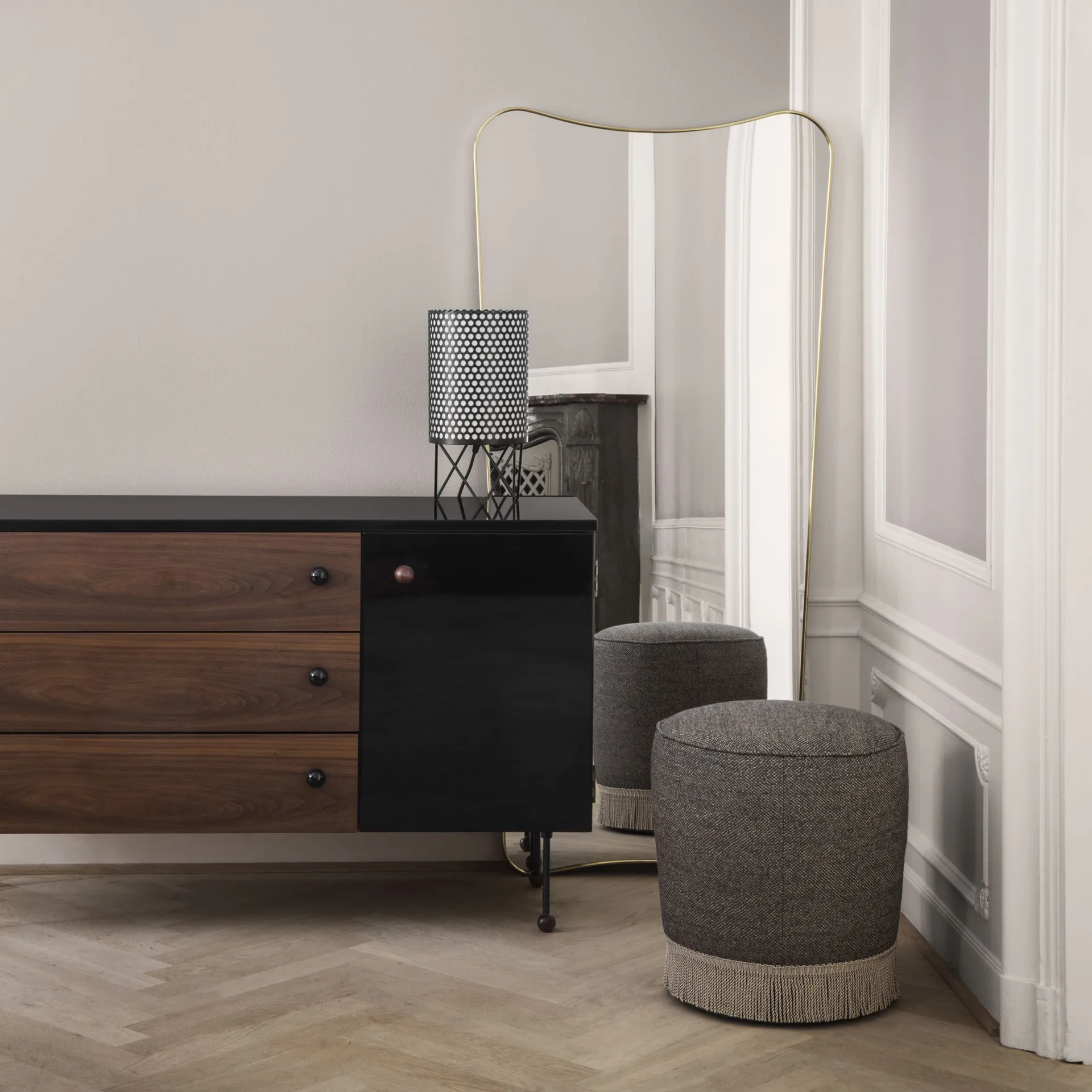 Cassettiera 62 Dresser, American walnut, 3 cassetti GUBI