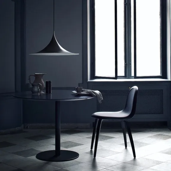 Lampada a sospensione Semi Ø47 cm, Black semi matt GUBI