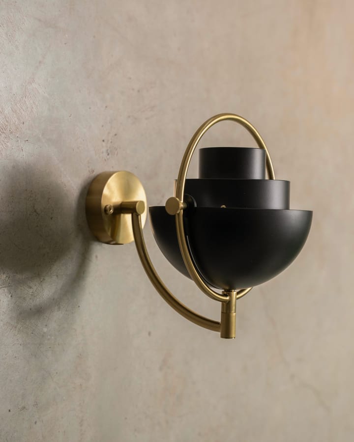 Lampada da parete Multi-Lite, Nero-ottone GUBI