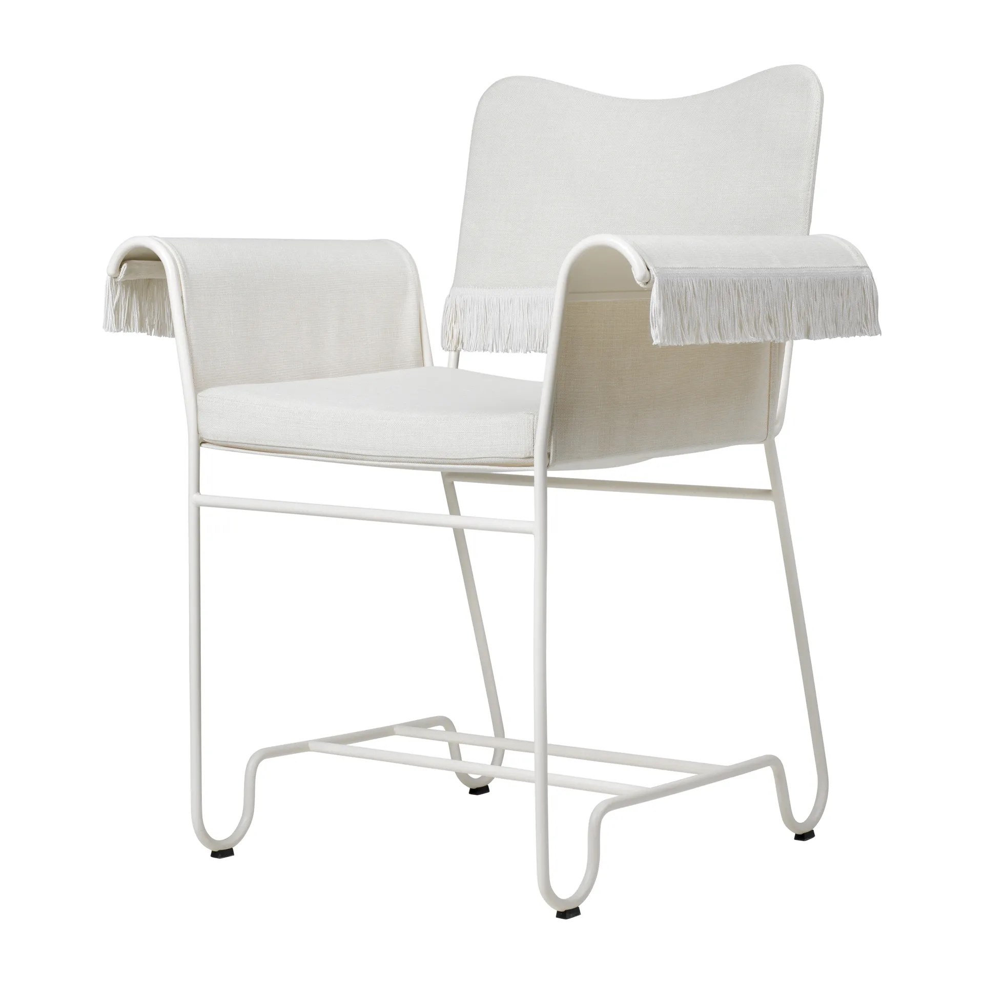 Poltroncina con braccioli Tropique con frangia, White semi matt-Leslie 06 GUBI