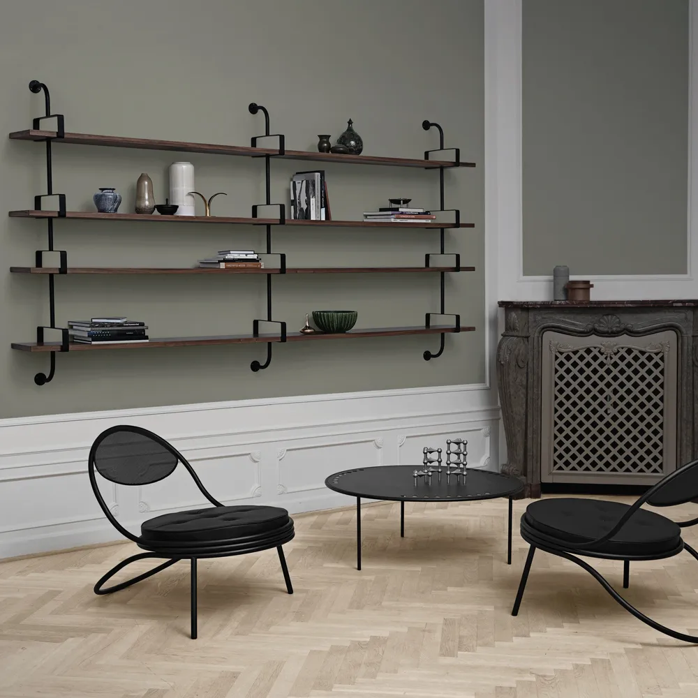 Scaffale da parete 4 ripiani Demon, faggio macchiato nero, 215 cm GUBI