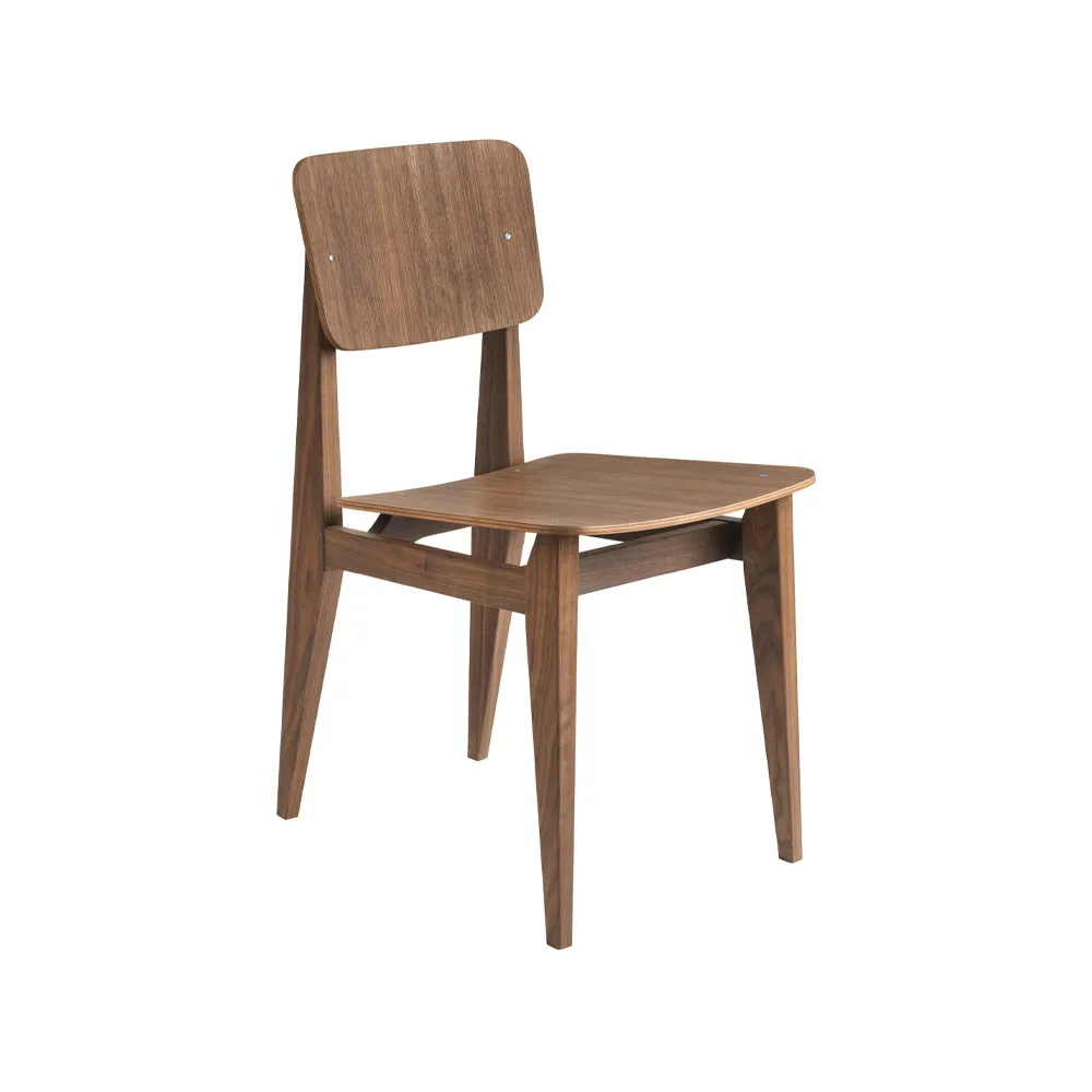 Sedia C-Chair, noce americano GUBI