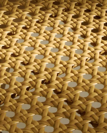 Sedia C-chair Outdoor - All french cane-natural teak - GUBI