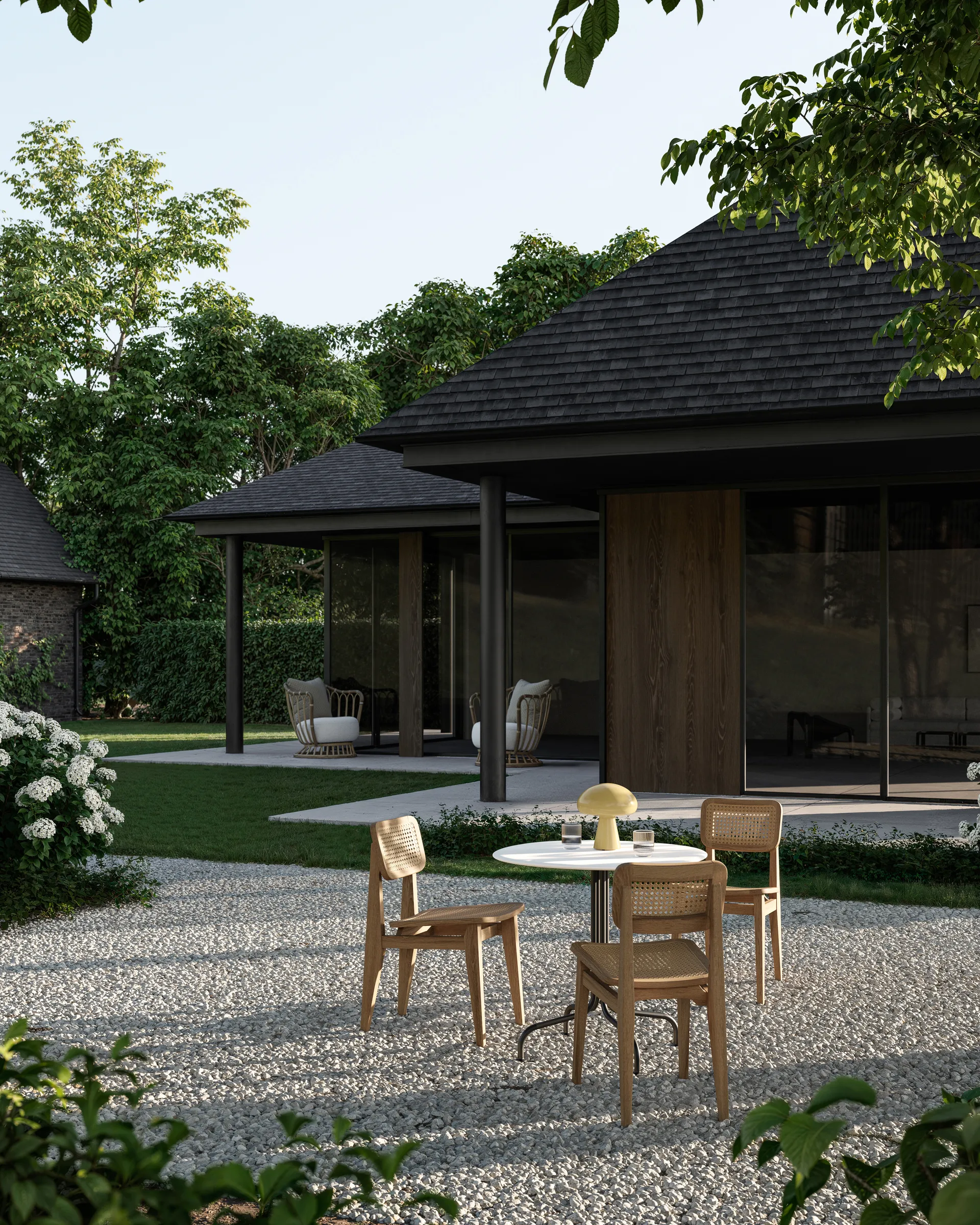 Sedia C-chair Outdoor, All french cane-natural teak GUBI