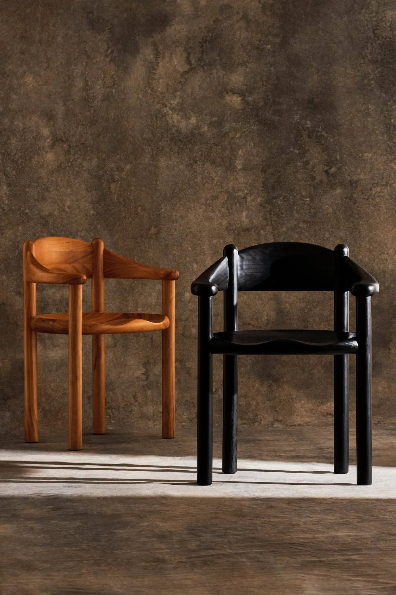 Sedia con braccioli Daumiller, Golden pine GUBI