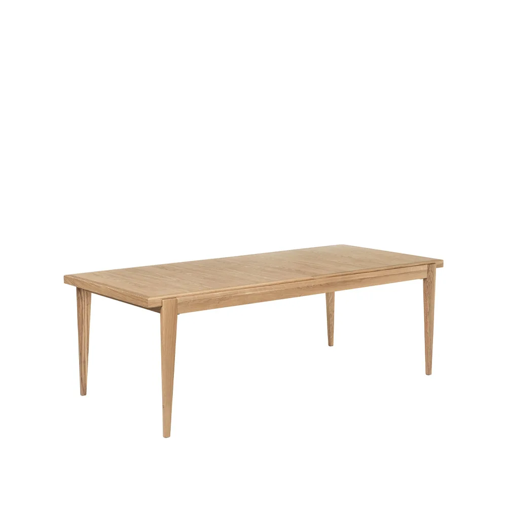Tavolo da pranzo S-table, rovere laccato opaco, estensibile GUBI