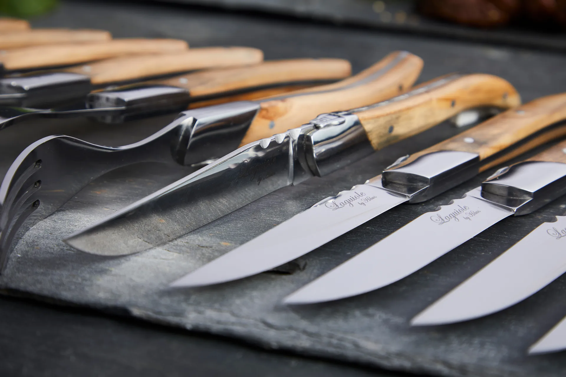 Set di posate per barbecue 12 pezzi Laguiole By Hâws, Oliva Hâws