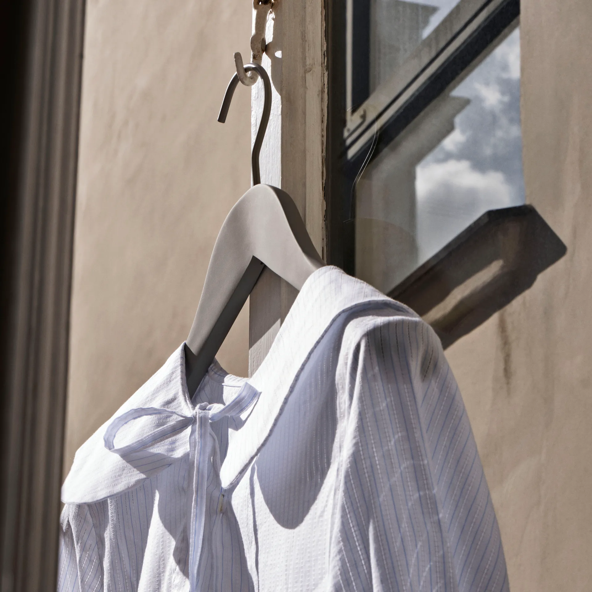 Appendiabiti largo confezione da 4 HAY, Nero HAY