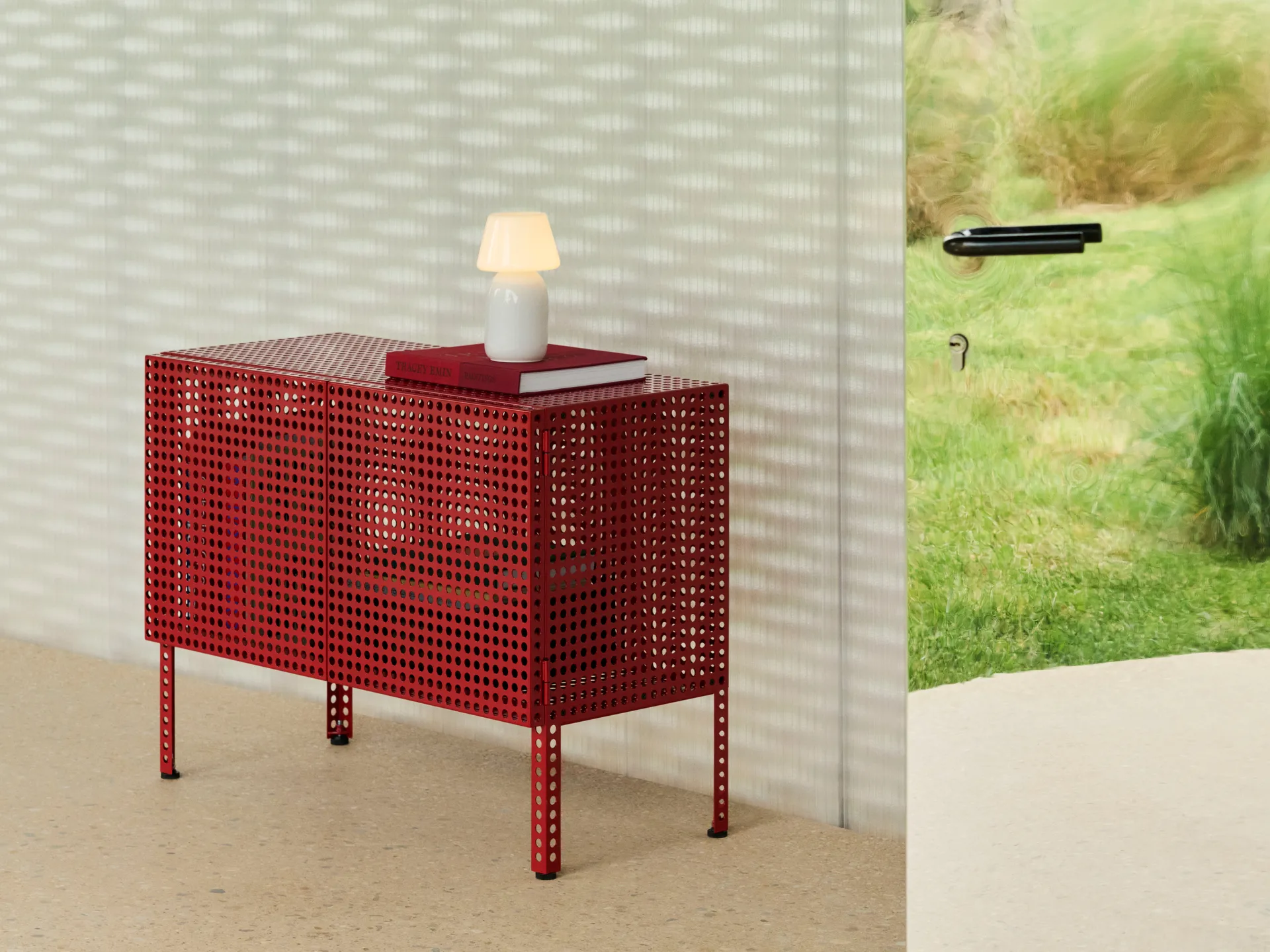 Armadio Perforated Cabinet piccolo, Rosso vino HAY