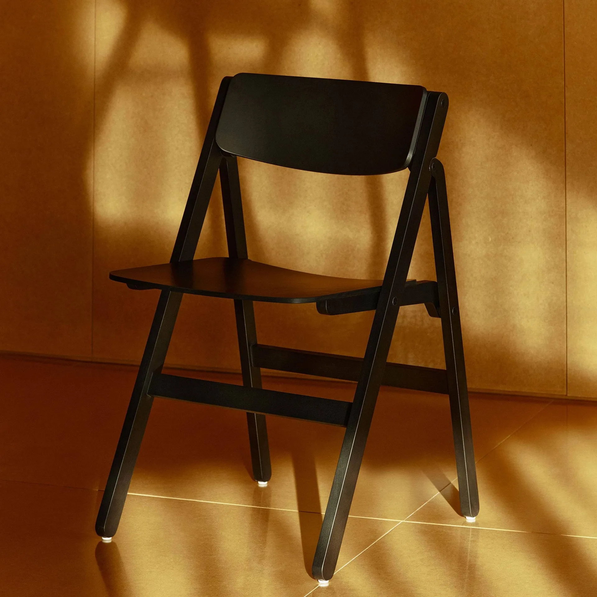 Backflip Chair sedia, Anthracite faggio laccato HAY