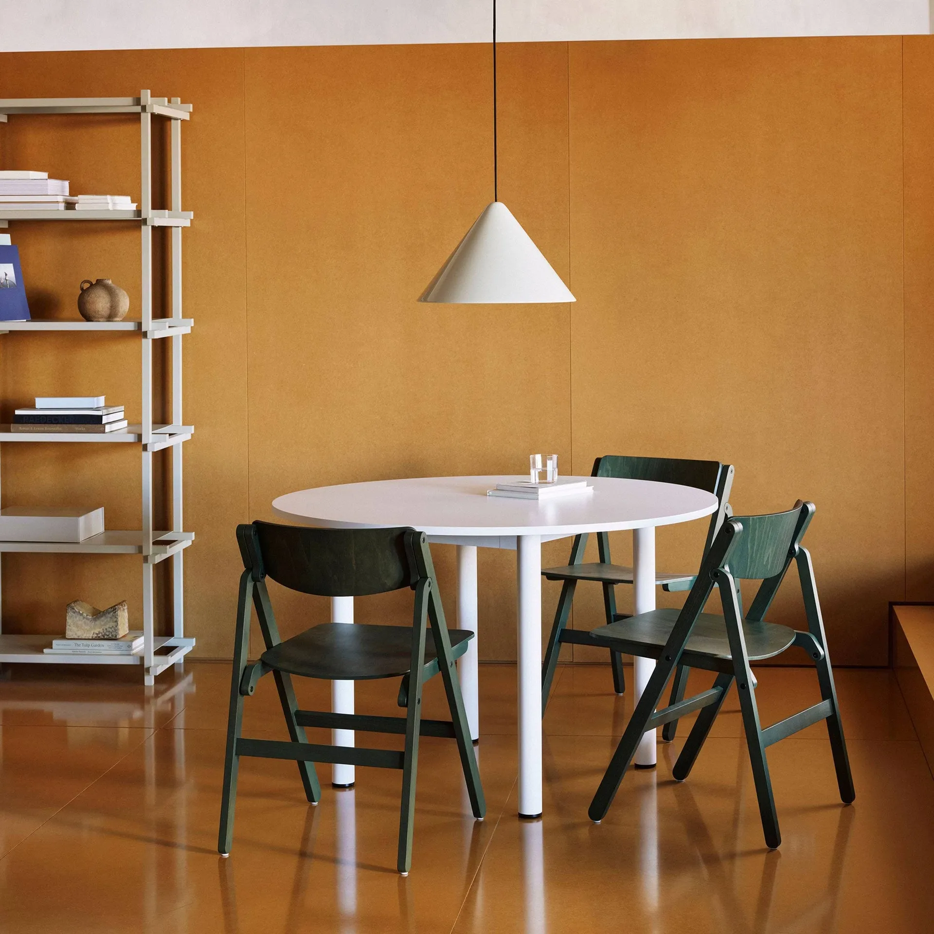 Backflip Chair sedia, Cedar green faggio laccato HAY