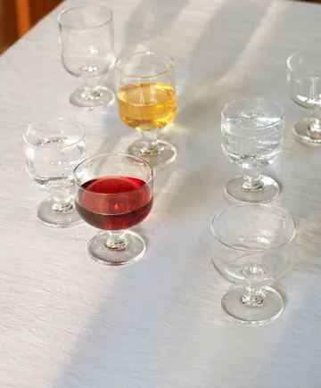 Bicchiere con piede Tavern - M 20 cl - HAY
