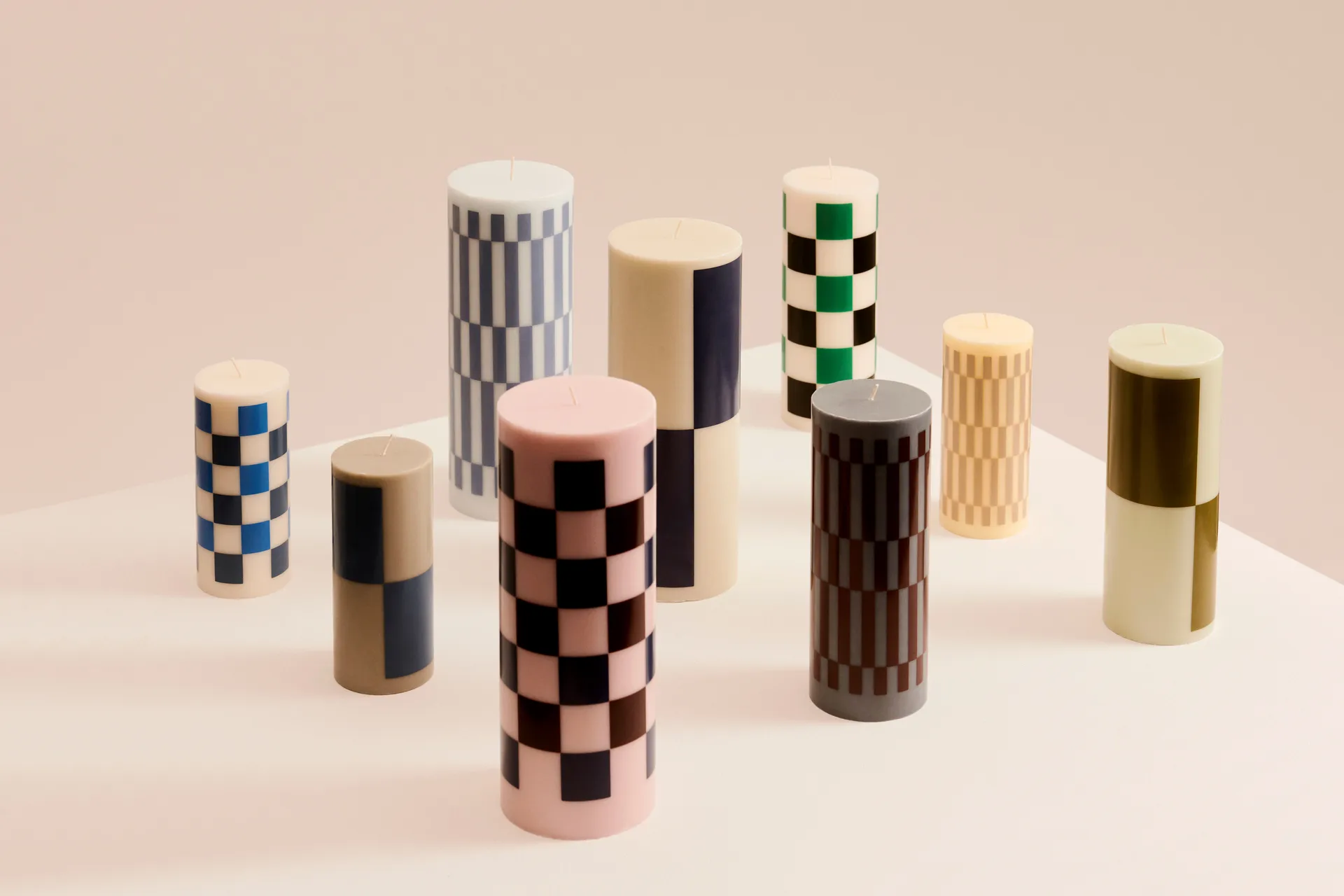 Candela a colonna Column Candle piccola 15 cm, Off white-blues HAY