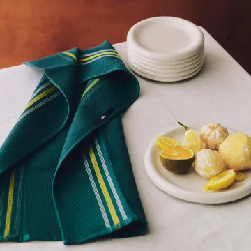 Canteen Canteen strofinaccio da cucina 52x80 cm - Green-yellow a blocchi a righe - HAY