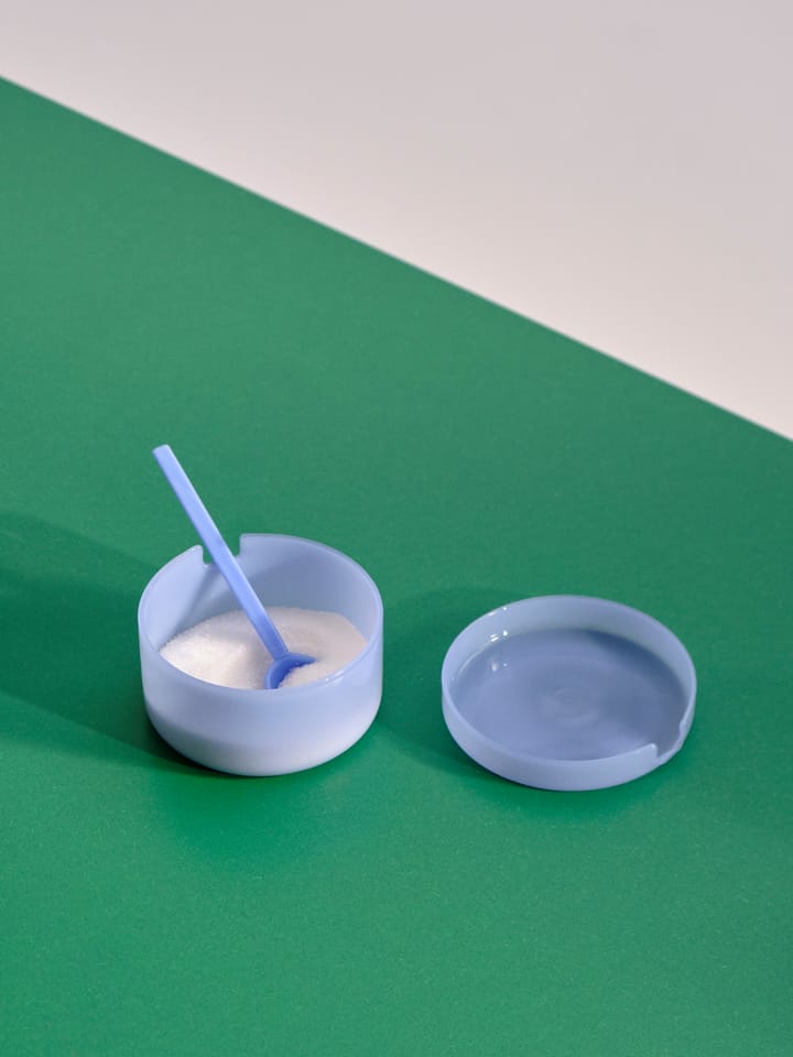 Ciotola in borosilicato con coperchio e cucchiaio, Azzurro giacinto HAY