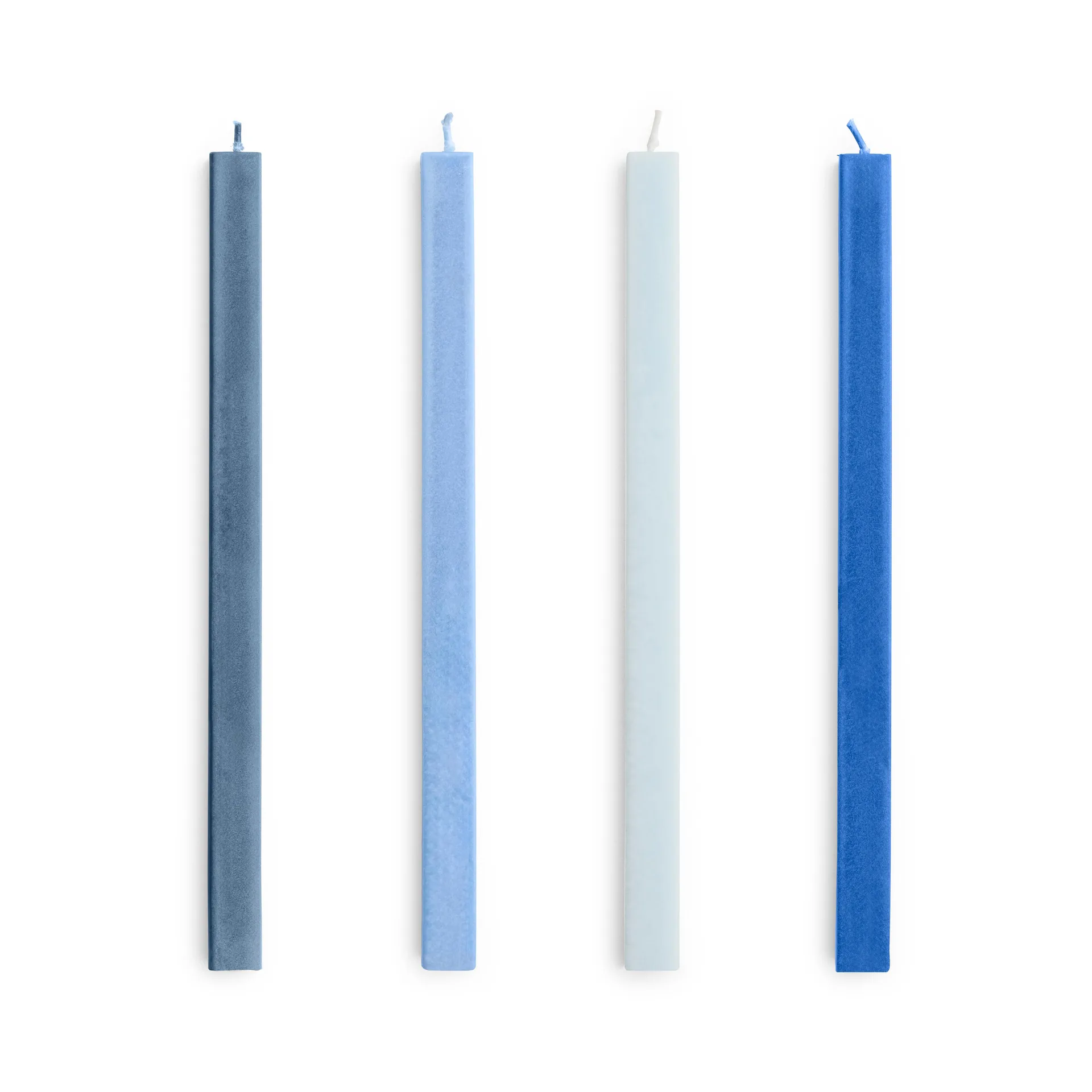 Confezione da 4 candele miste Square Candle, Blues HAY