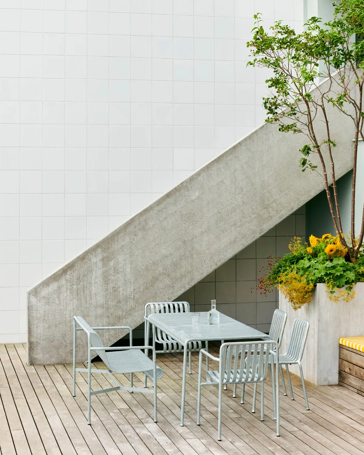 Gruppo da pranzo Palissade con 4 sedie 170x90 cm galvanizzato HAY