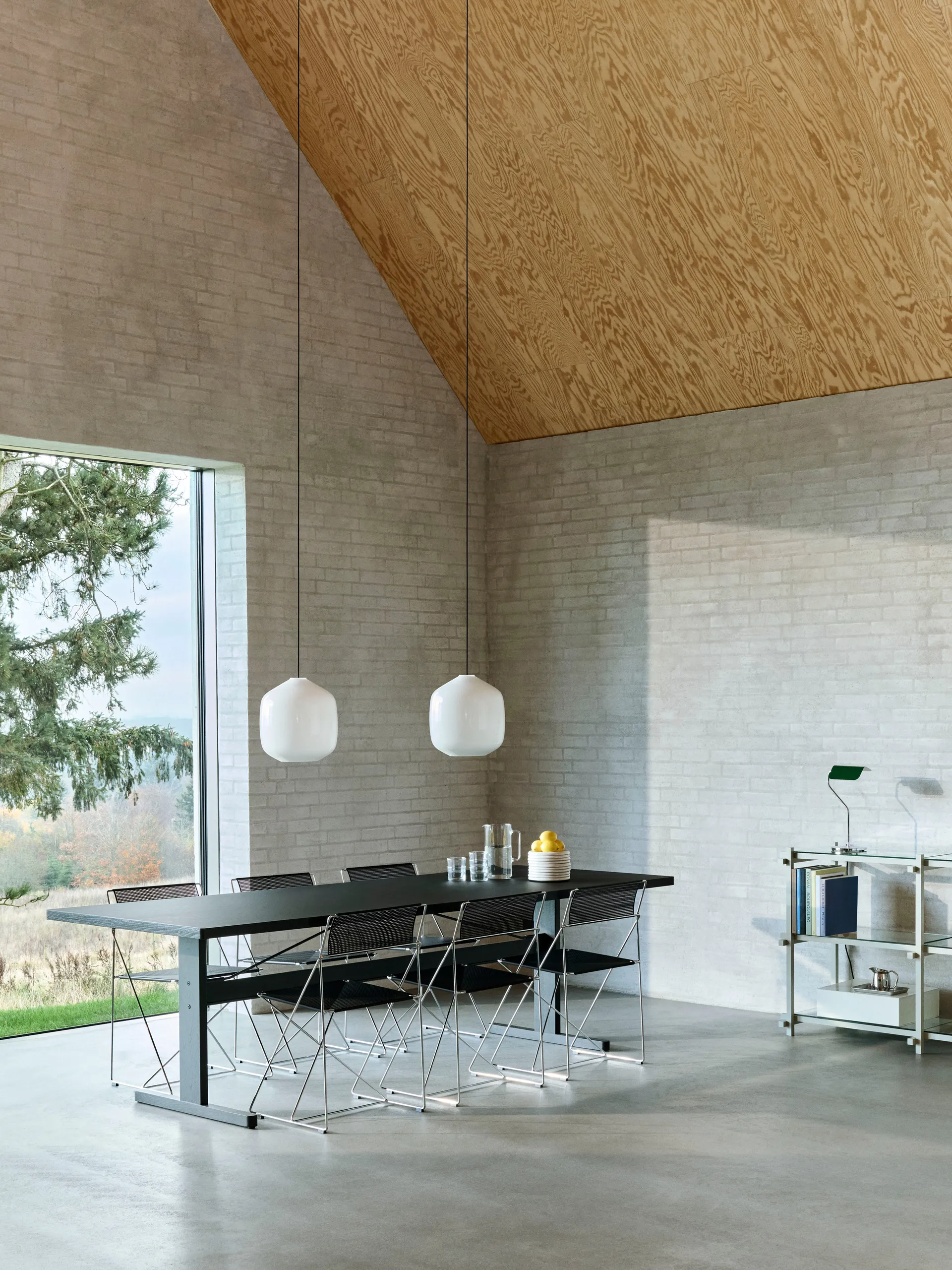 Lampada a sospensione Buoy Ø30 cm, Opal glass-clay white HAY