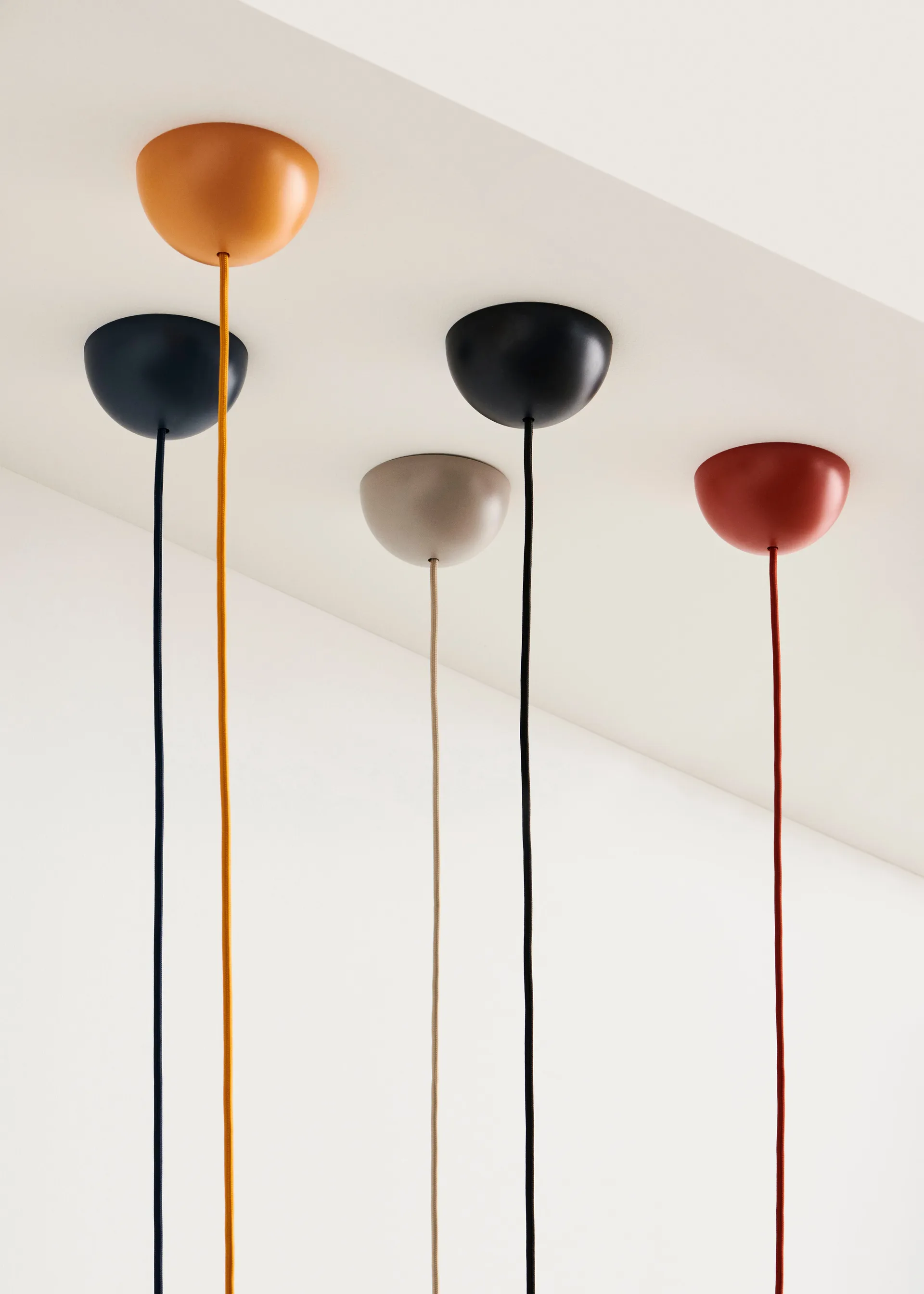 Lampada a sospensione Common Pendant Cord set Ø12 cm, Soft black HAY