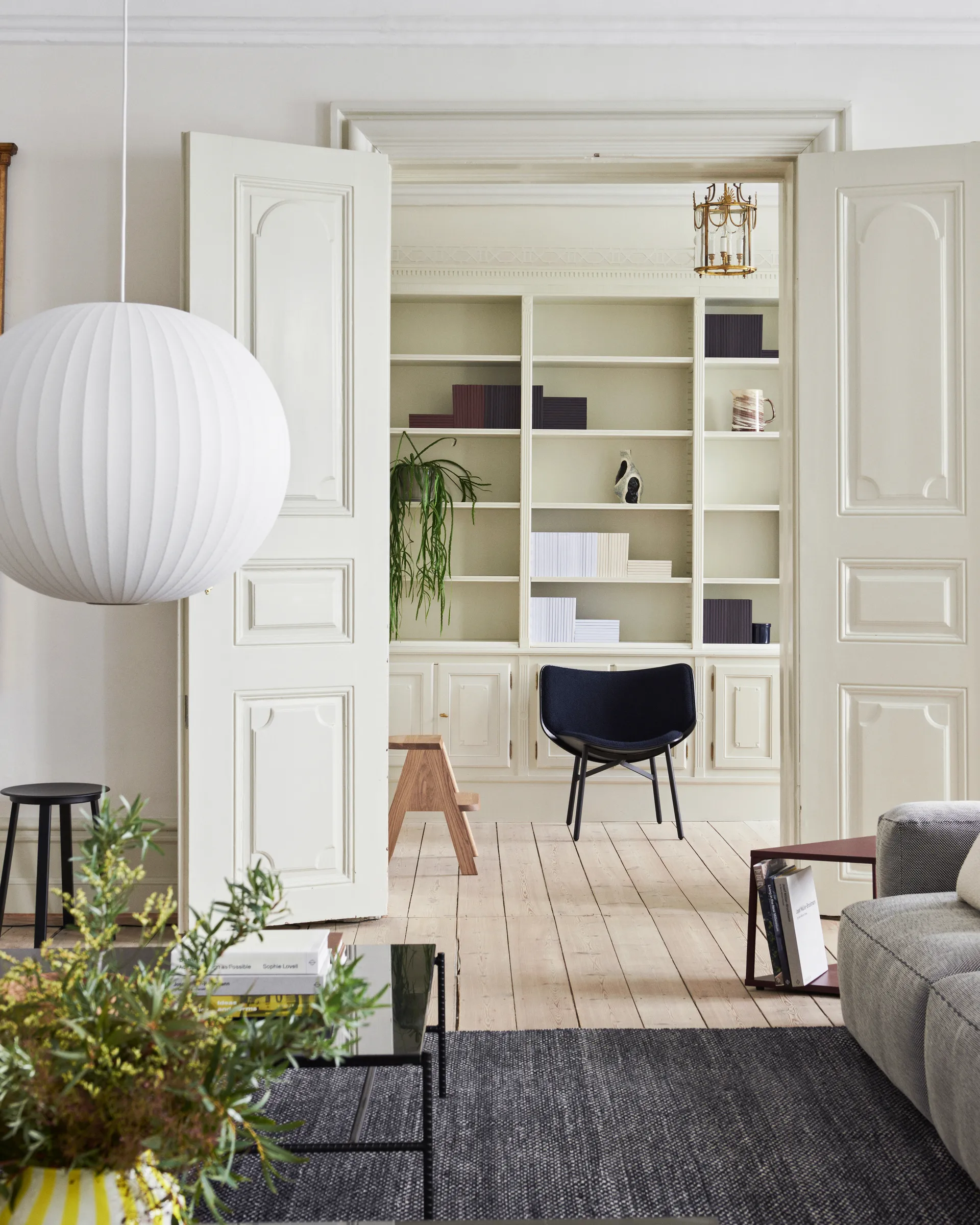 Lampada a sospensione Nelson Bubble Ball L, Bianco sporco HAY