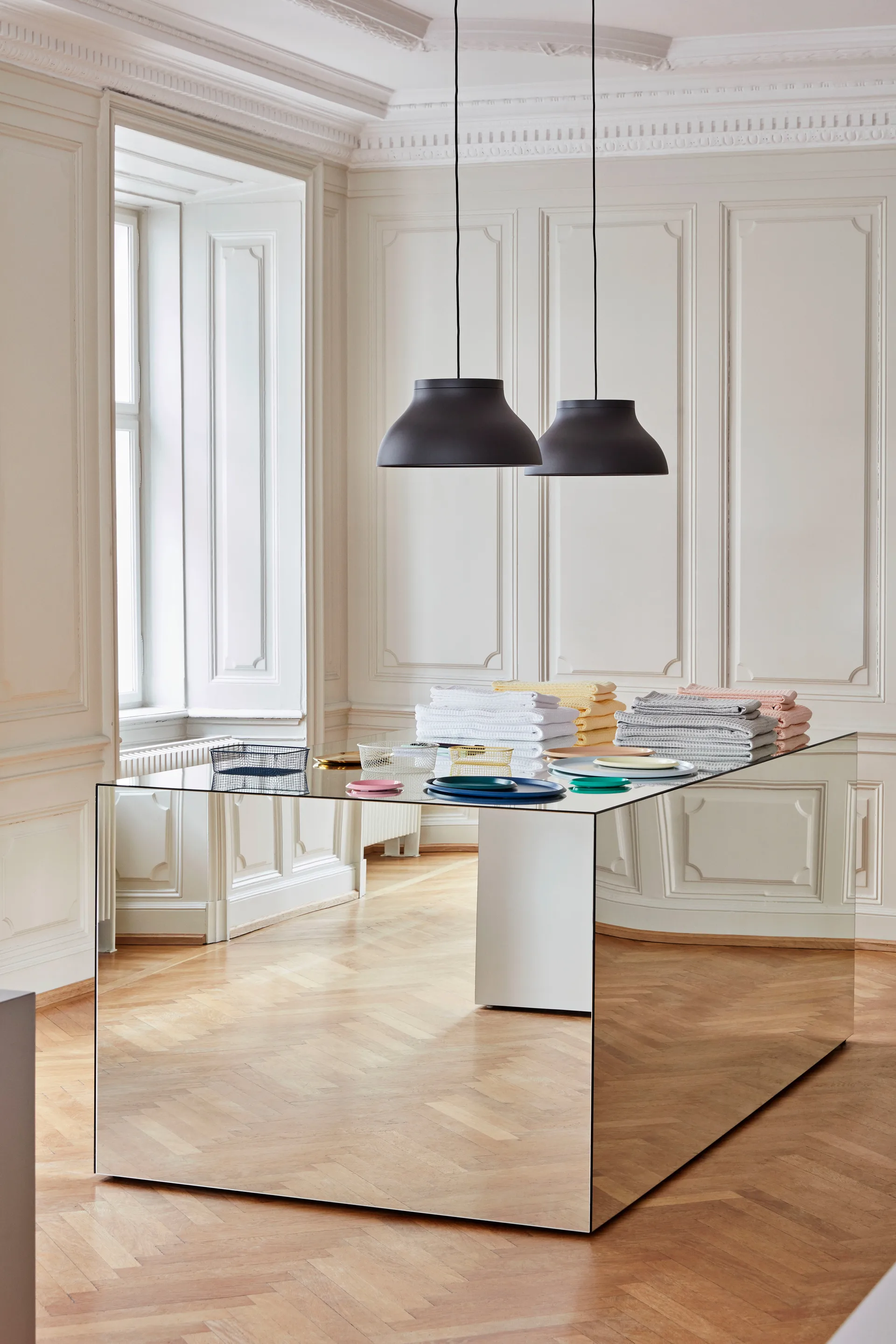 Lampada a sospensione PC M Ø 40 cm, Soft black HAY