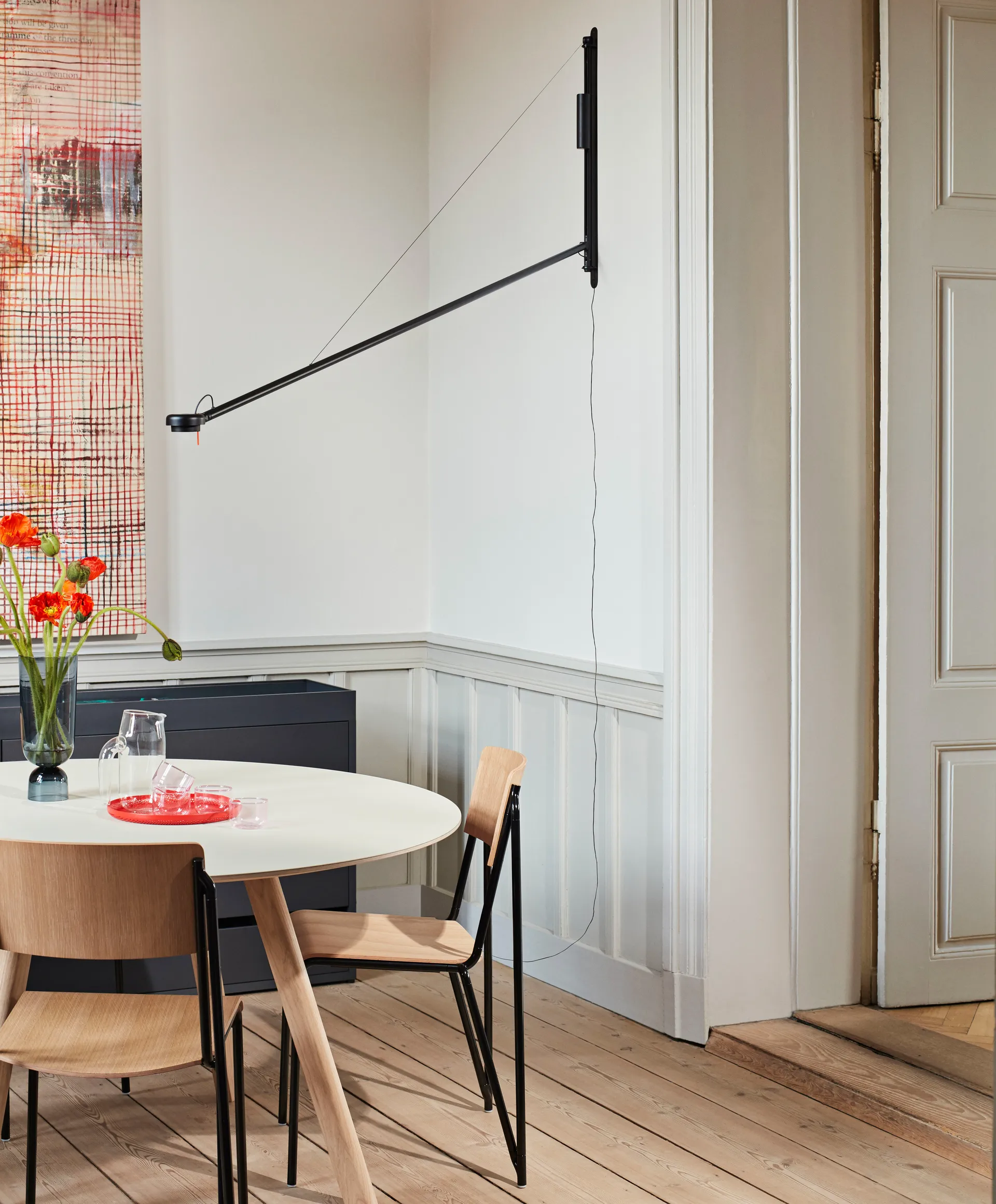 Lampada da parete Fifty-Fifty, Soft black HAY