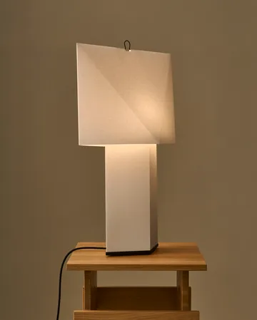 Lampada da tavolo Aplat - White, 66 cm - HAY