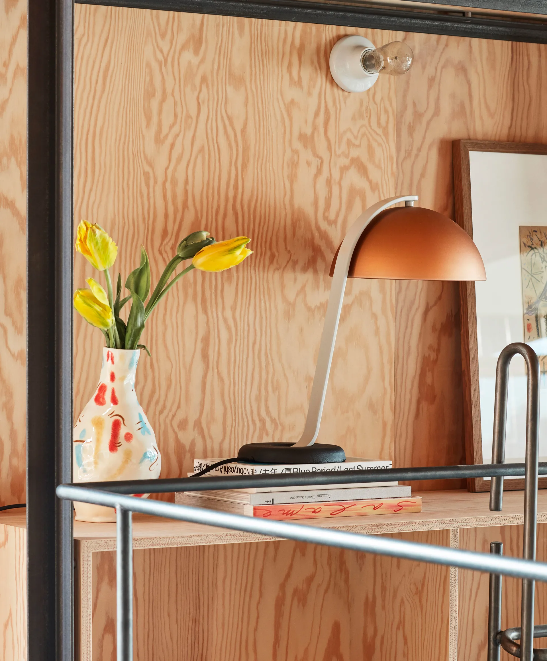 Lampada da tavolo Cloche, Mocca anodised HAY