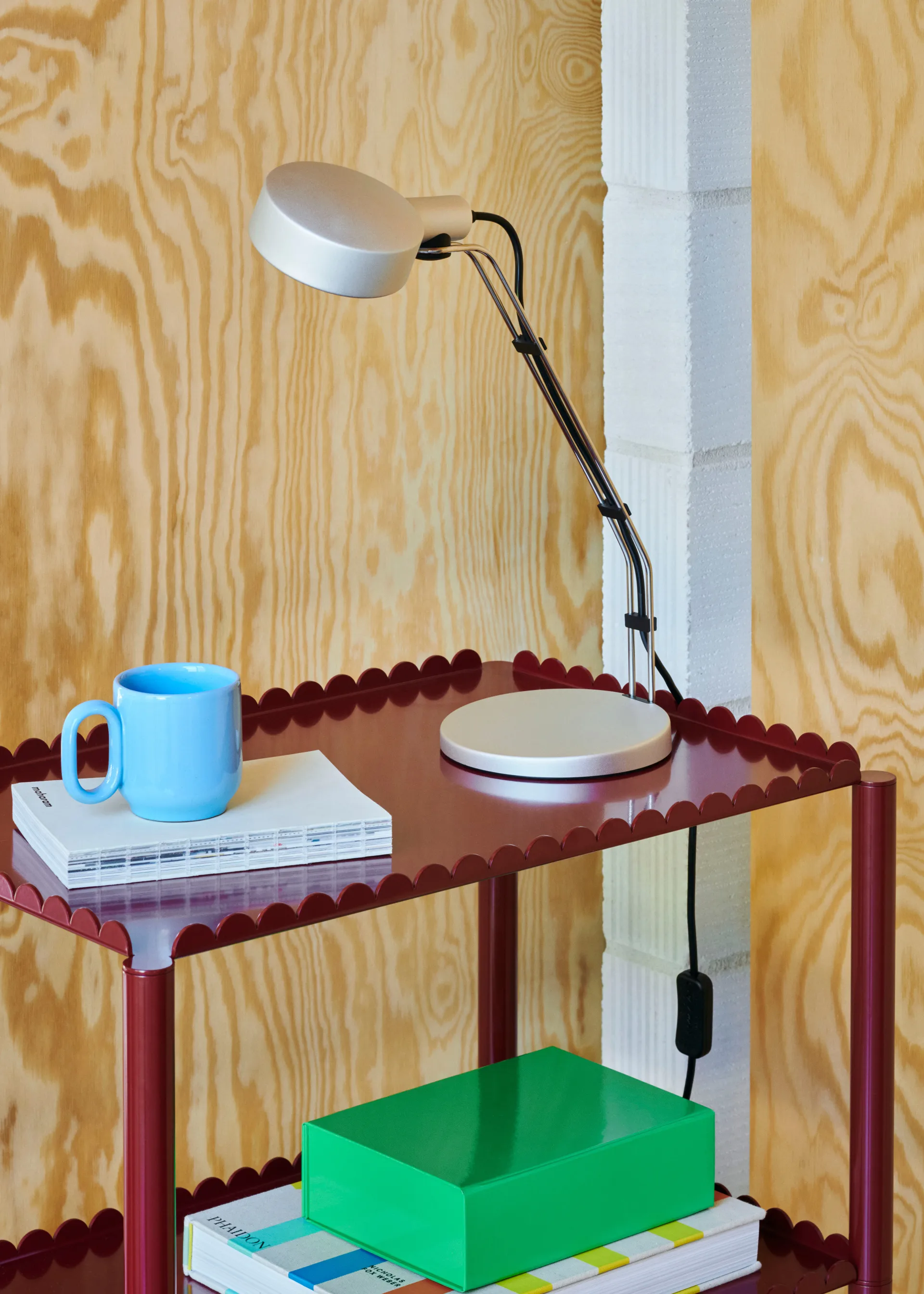 Lampada da tavolo Cupola Desk 40,8 cm, Clear anodised HAY