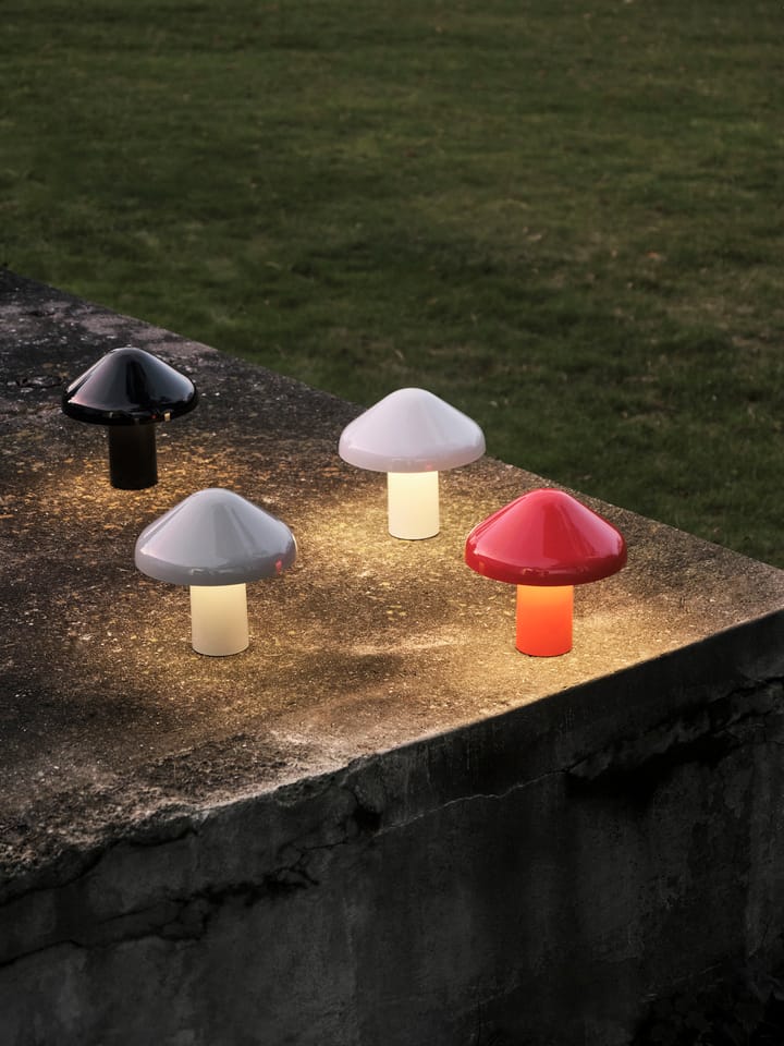 Lampada da tavolo Pao, Cool grey HAY