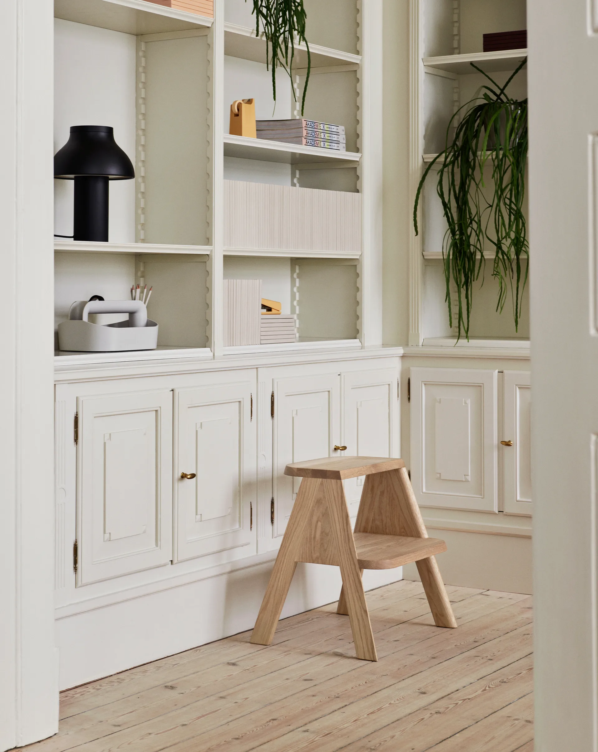 Lampada da tavolo PC L Ø 40 cm, Soft black HAY