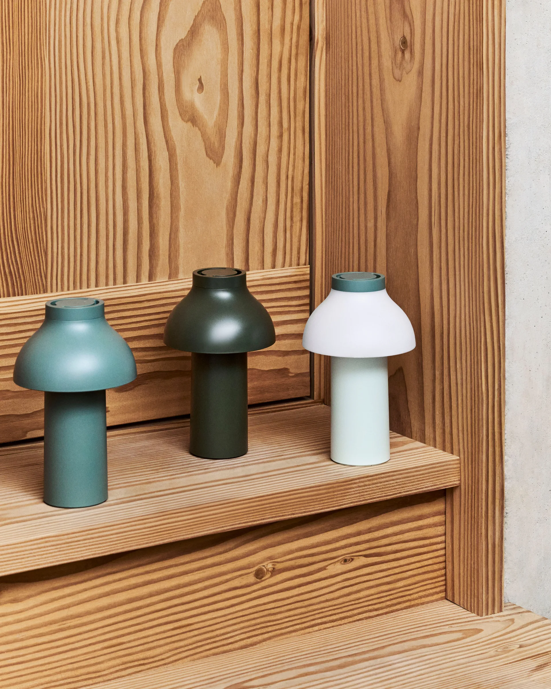 Lampada da tavolo PC Portable No 2 , Soft mint HAY