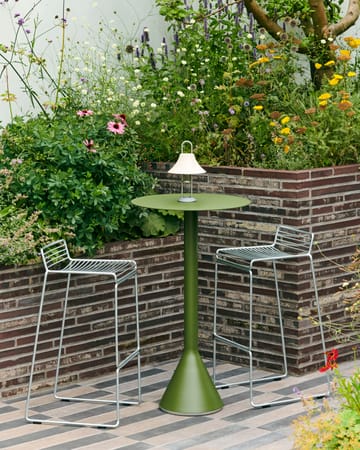 Lampada da tavolo portatile Mousqueton - Oyster white - HAY