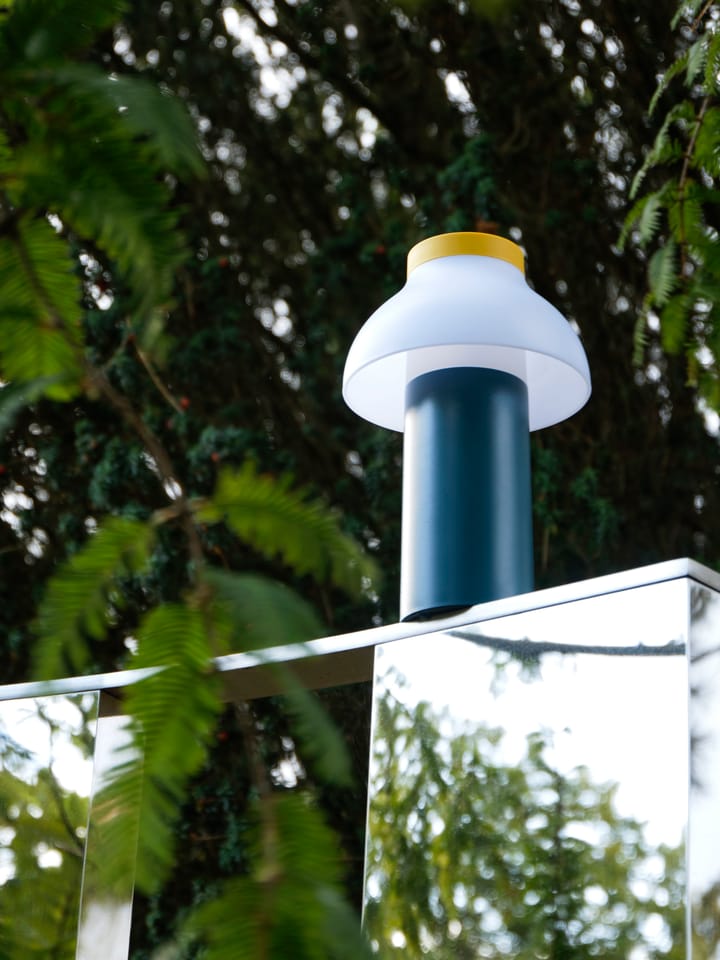 Lampada da tavolo portatile PC, Ocean green HAY